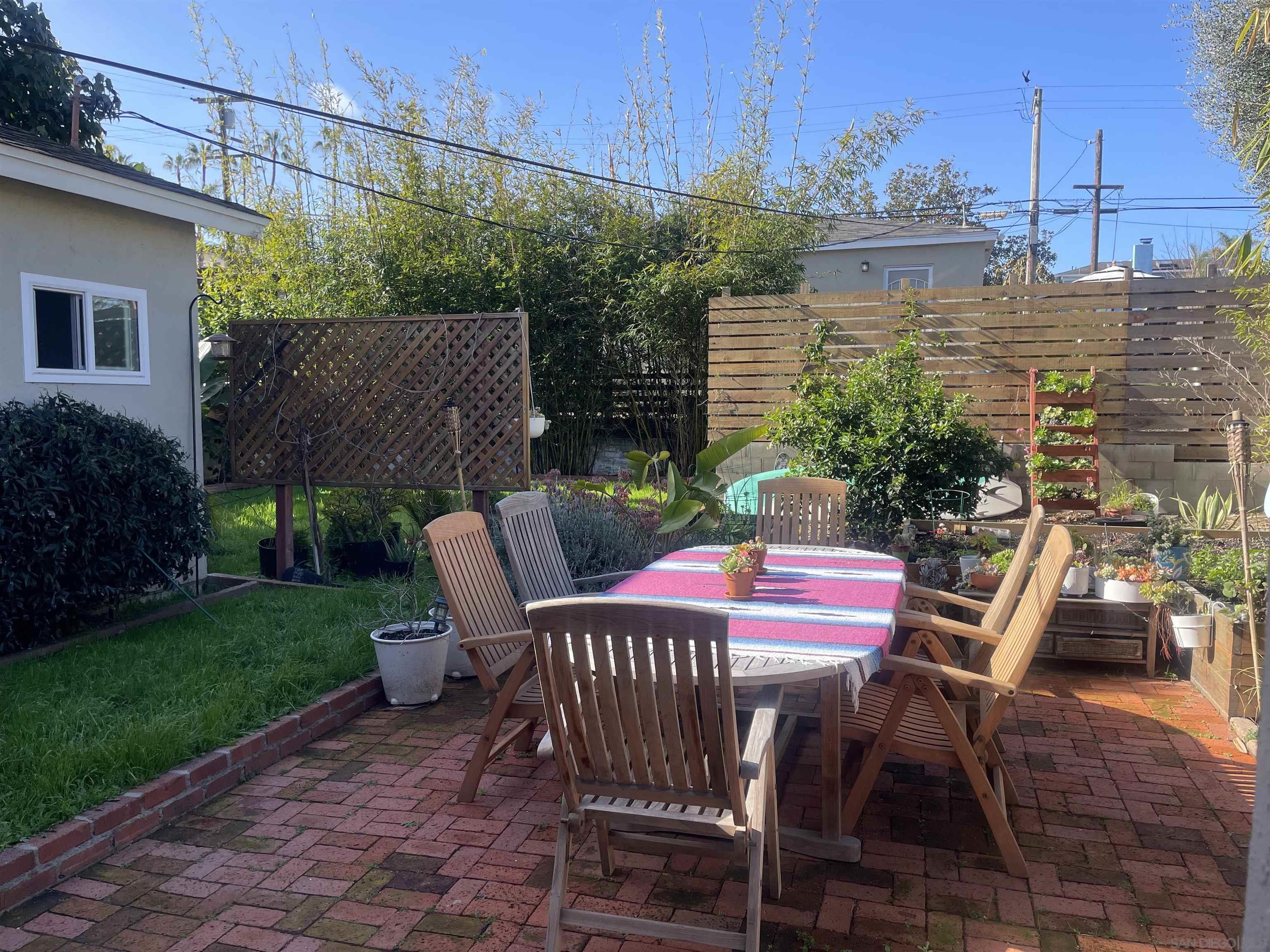 Detail Gallery Image 12 of 12 For 4511  Santa Monica Ave, San Diego,  CA 92107 - 3 Beds | 2 Baths