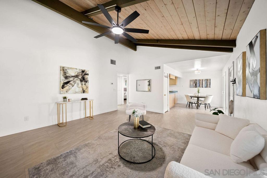 Detail Gallery Image 4 of 29 For 1250 E Madison Ave   #C,  El Cajon,  CA 92021 - 2 Beds | 2 Baths