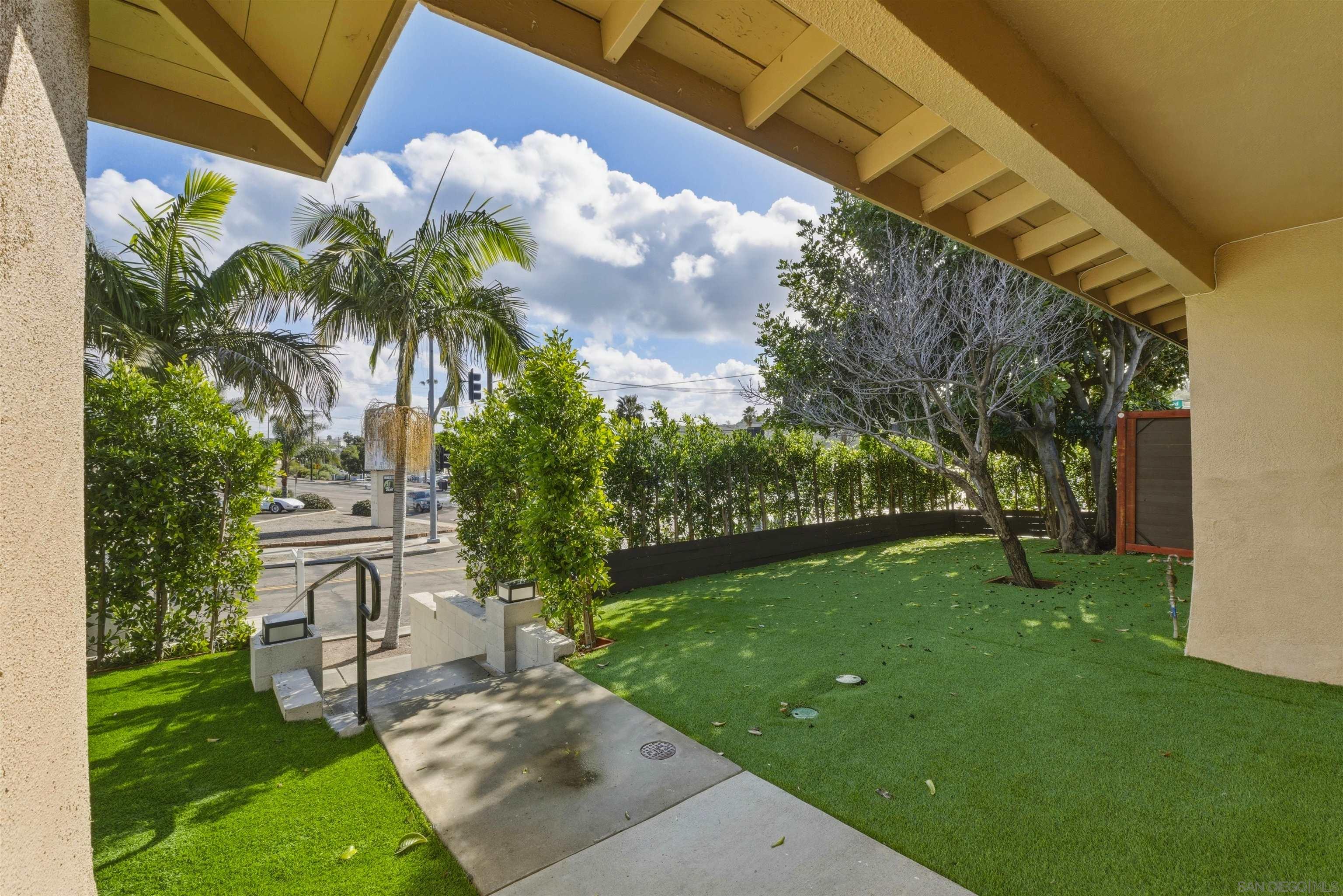 Detail Gallery Image 26 of 36 For 519  Camelot Dr, Oceanside,  CA 92054 - – Beds | – Baths