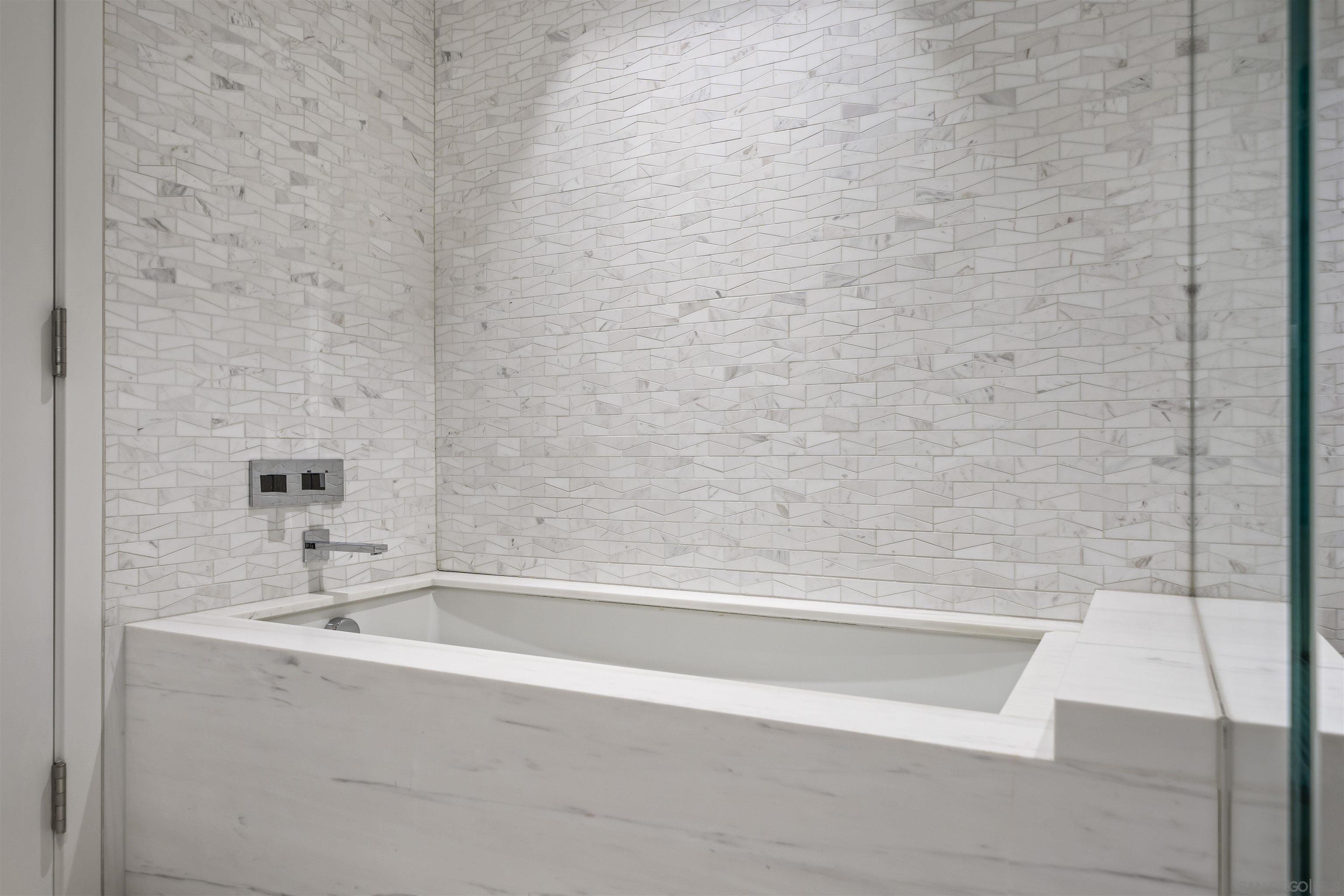 Detail Gallery Image 25 of 52 For 888 W E  3006, San Diego,  CA 92101 - 2 Beds | 2 Baths