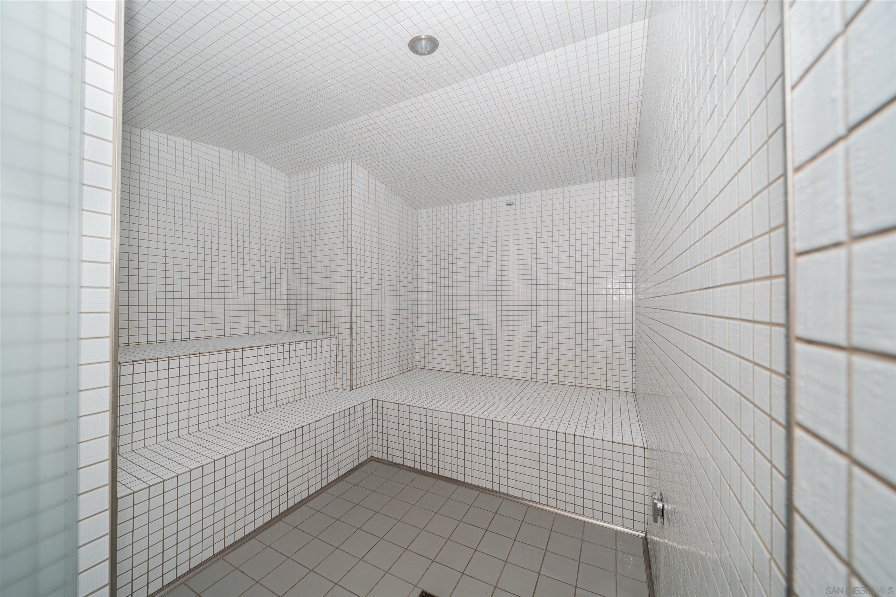 Detail Gallery Image 42 of 52 For 888 W E  3006, San Diego,  CA 92101 - 2 Beds | 2 Baths