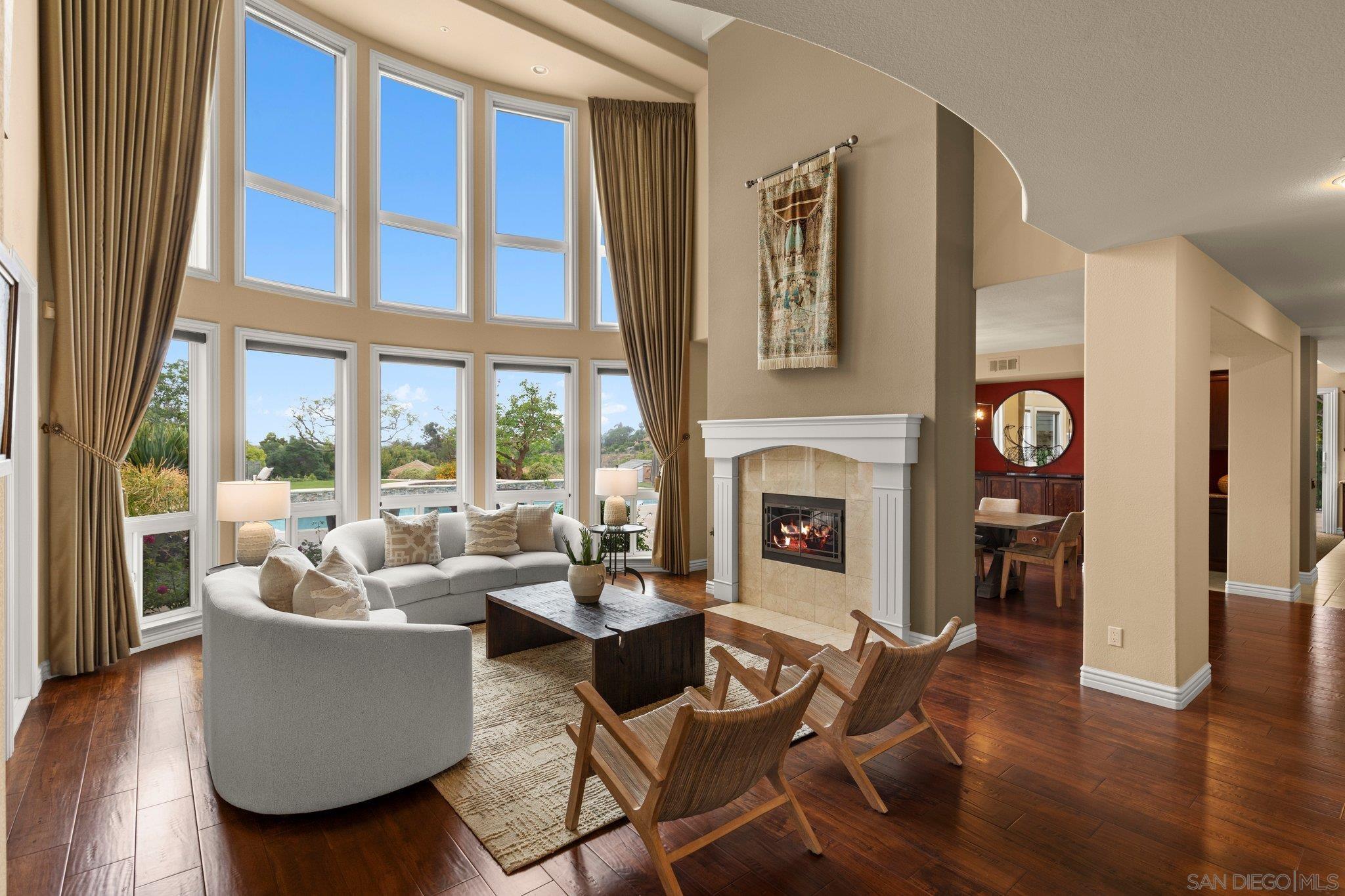 Detail Gallery Image 11 of 68 For 521  Latigo Row, Encinitas,  CA 92024 - 5 Beds | 4/1 Baths