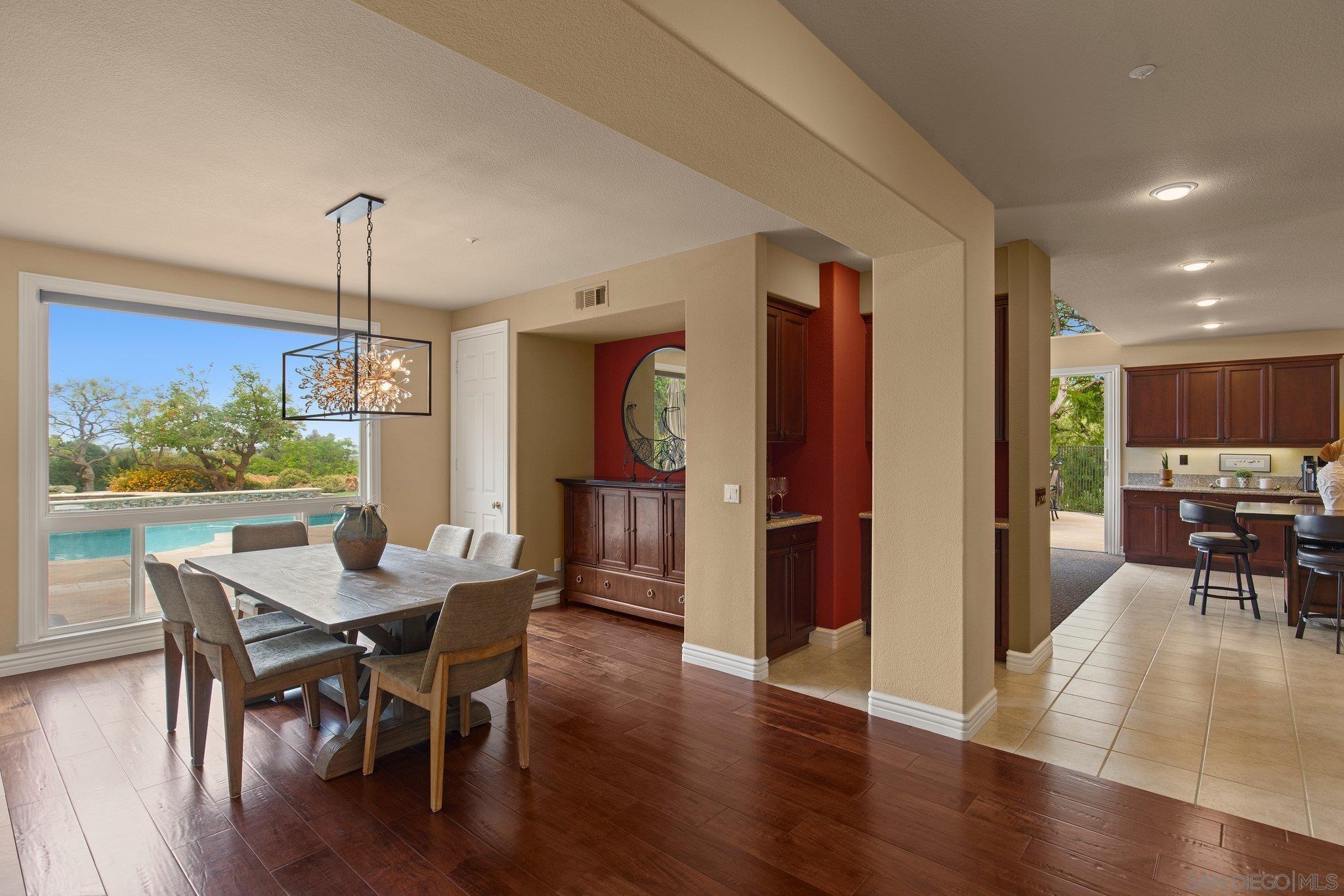 Detail Gallery Image 14 of 68 For 521  Latigo Row, Encinitas,  CA 92024 - 5 Beds | 4/1 Baths