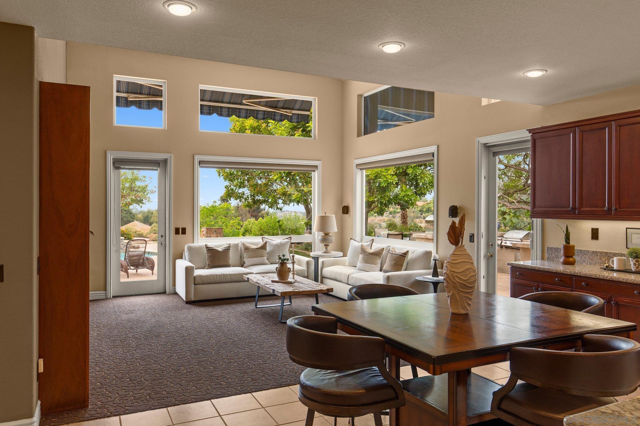 Detail Gallery Image 19 of 68 For 521  Latigo Row, Encinitas,  CA 92024 - 5 Beds | 4/1 Baths