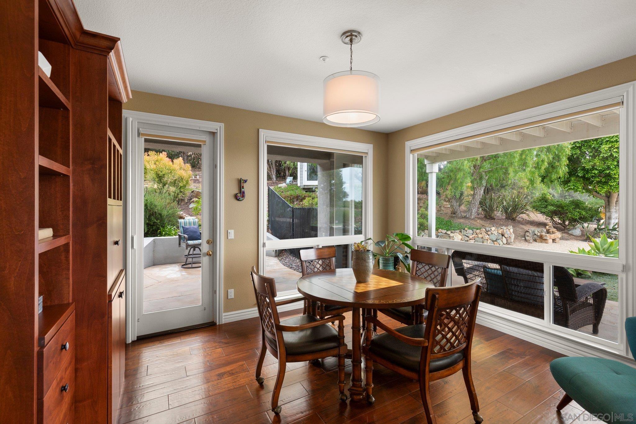 Detail Gallery Image 22 of 68 For 521  Latigo Row, Encinitas,  CA 92024 - 5 Beds | 4/1 Baths