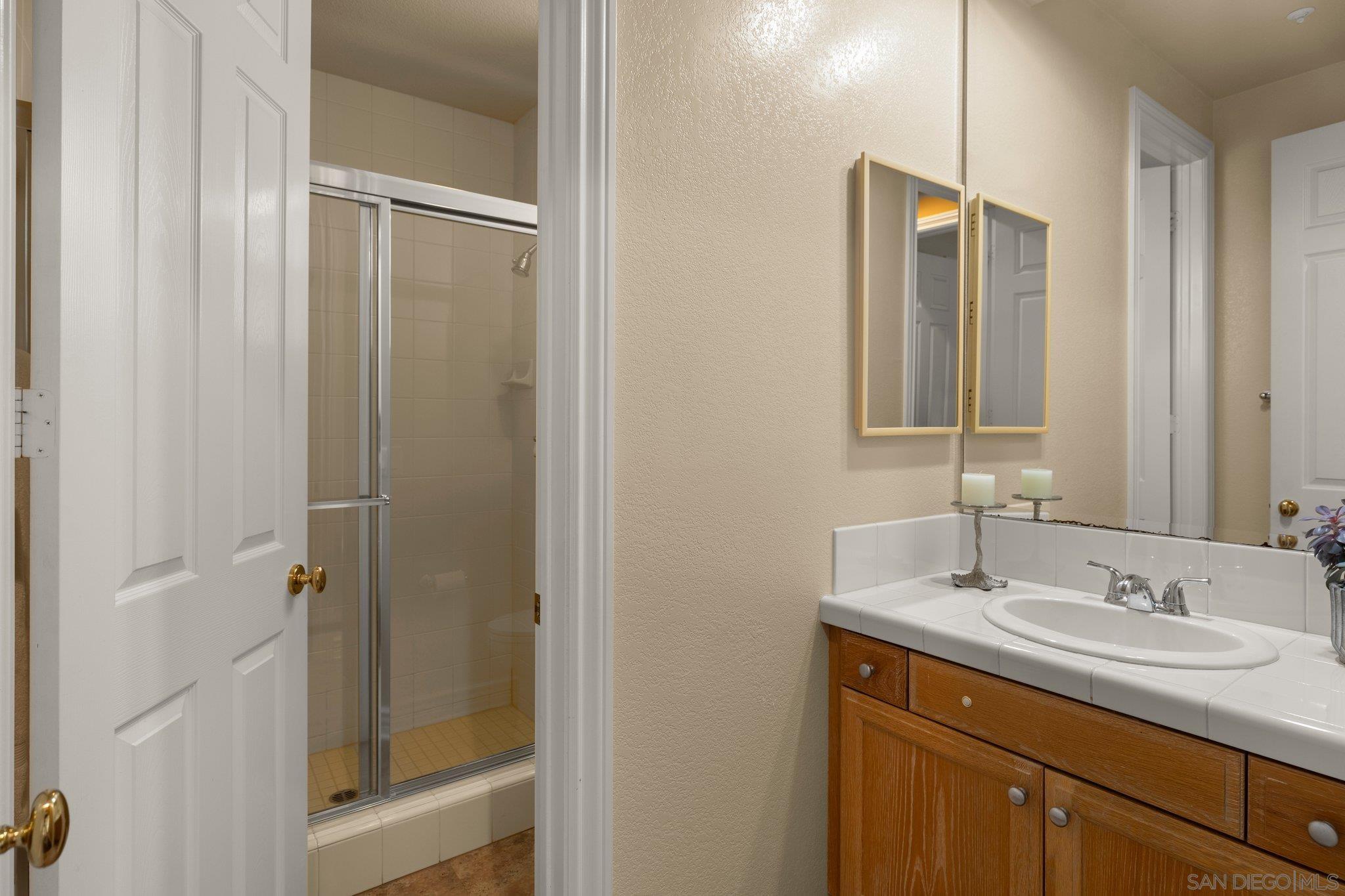 Detail Gallery Image 27 of 68 For 521  Latigo Row, Encinitas,  CA 92024 - 5 Beds | 4/1 Baths