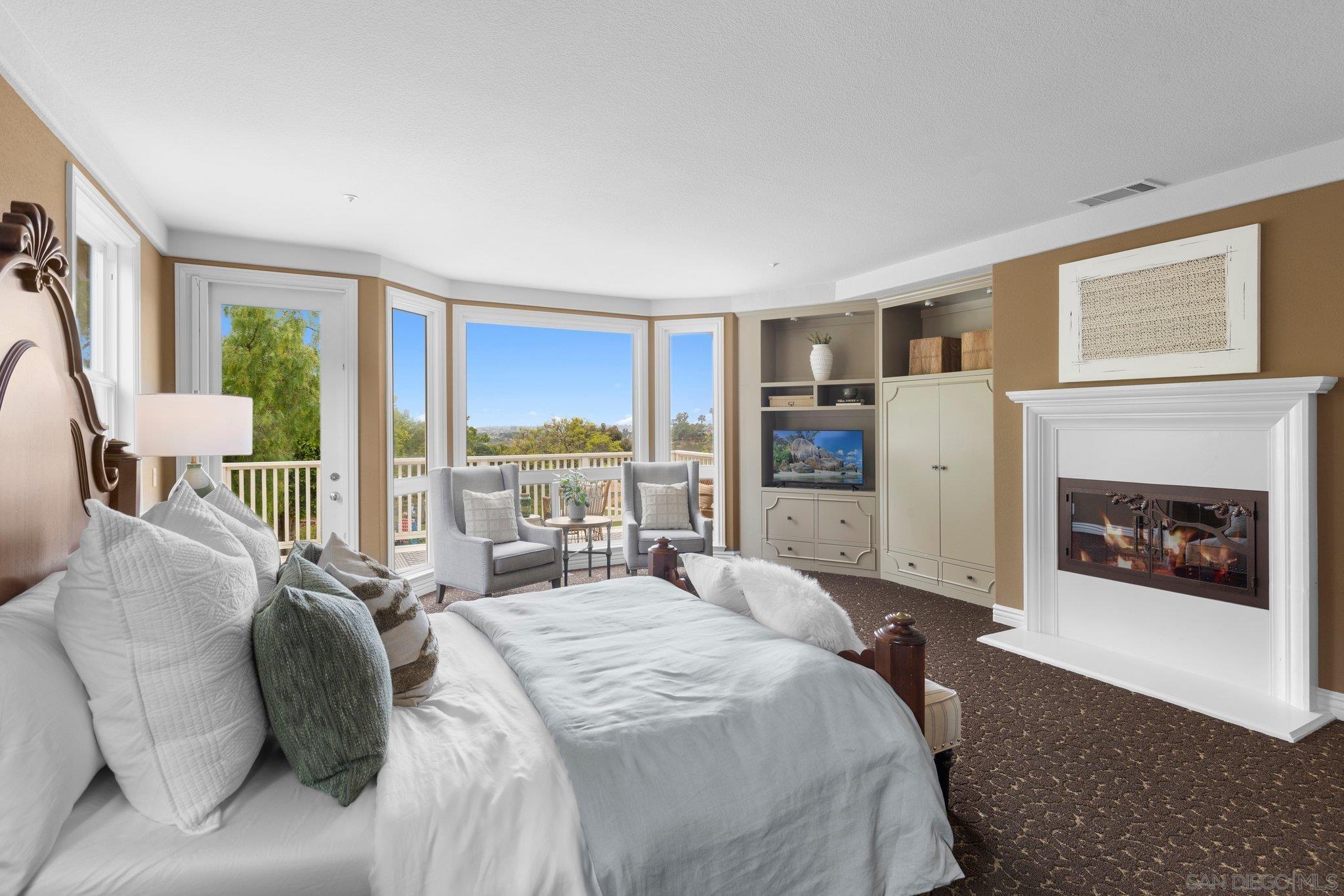 Detail Gallery Image 30 of 68 For 521  Latigo Row, Encinitas,  CA 92024 - 5 Beds | 4/1 Baths