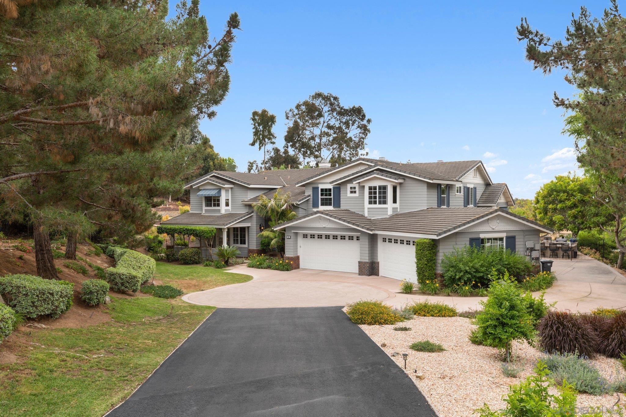 Detail Gallery Image 4 of 68 For 521  Latigo Row, Encinitas,  CA 92024 - 5 Beds | 4/1 Baths