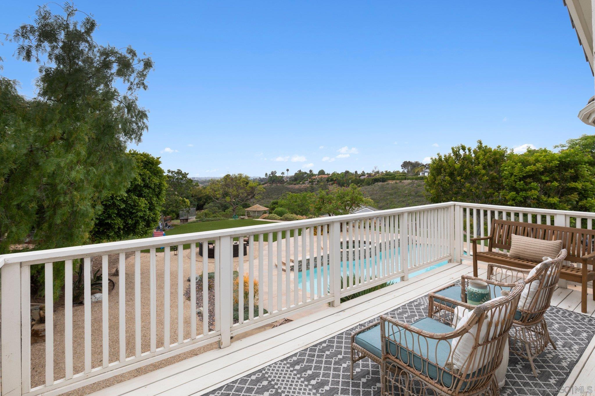 Detail Gallery Image 31 of 68 For 521  Latigo Row, Encinitas,  CA 92024 - 5 Beds | 4/1 Baths