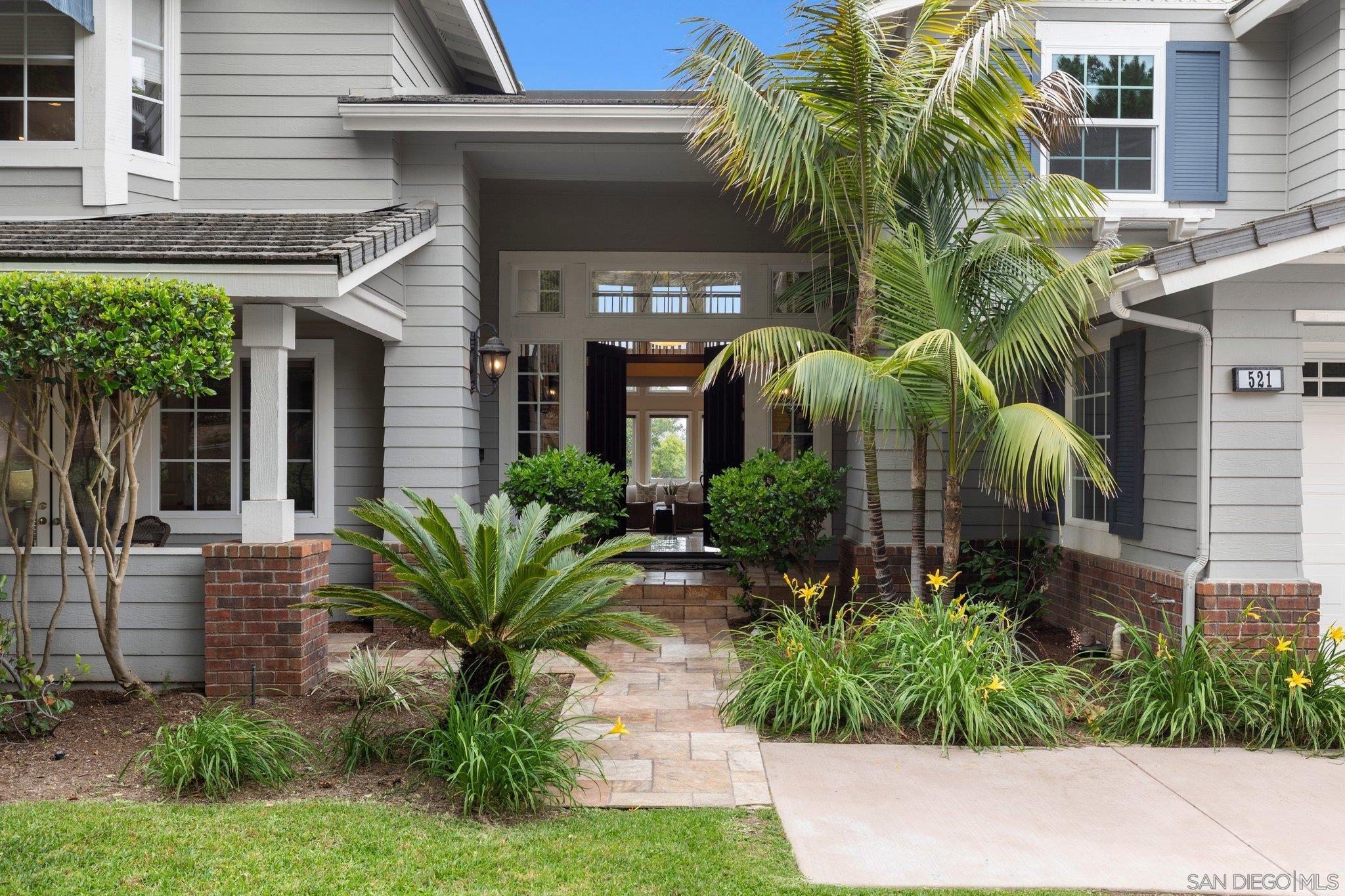 Detail Gallery Image 5 of 68 For 521  Latigo Row, Encinitas,  CA 92024 - 5 Beds | 4/1 Baths