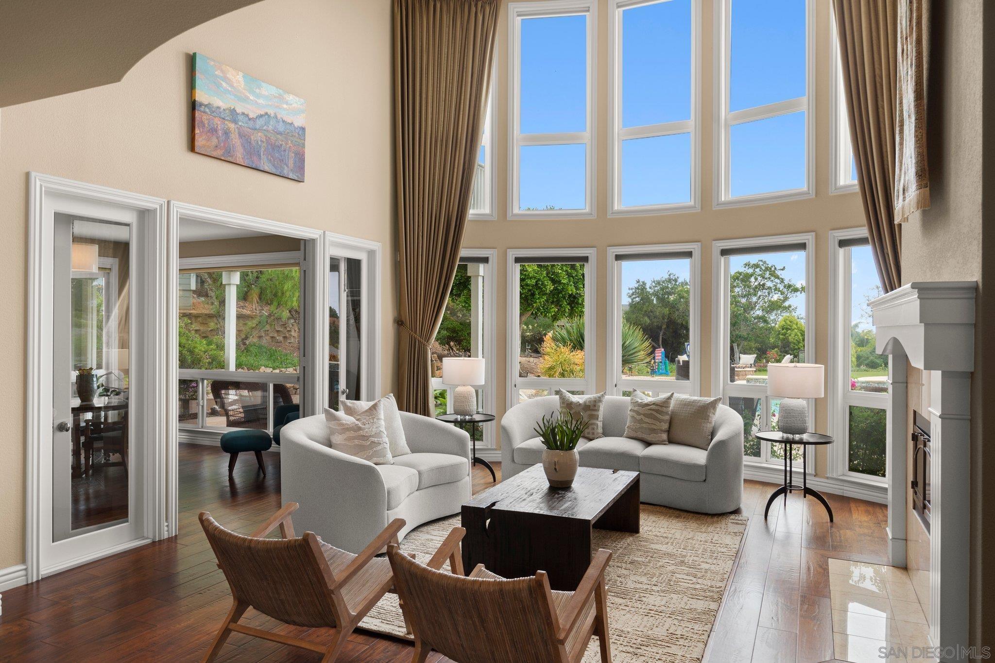 Detail Gallery Image 9 of 68 For 521  Latigo Row, Encinitas,  CA 92024 - 5 Beds | 4/1 Baths