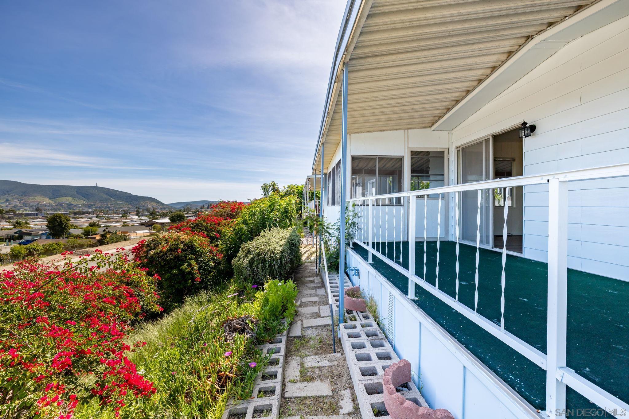 Detail Gallery Image 27 of 29 For 3535  Linda Vista Dr  Spc 29, San Marcos,  CA 92078 - 2 Beds | 2 Baths