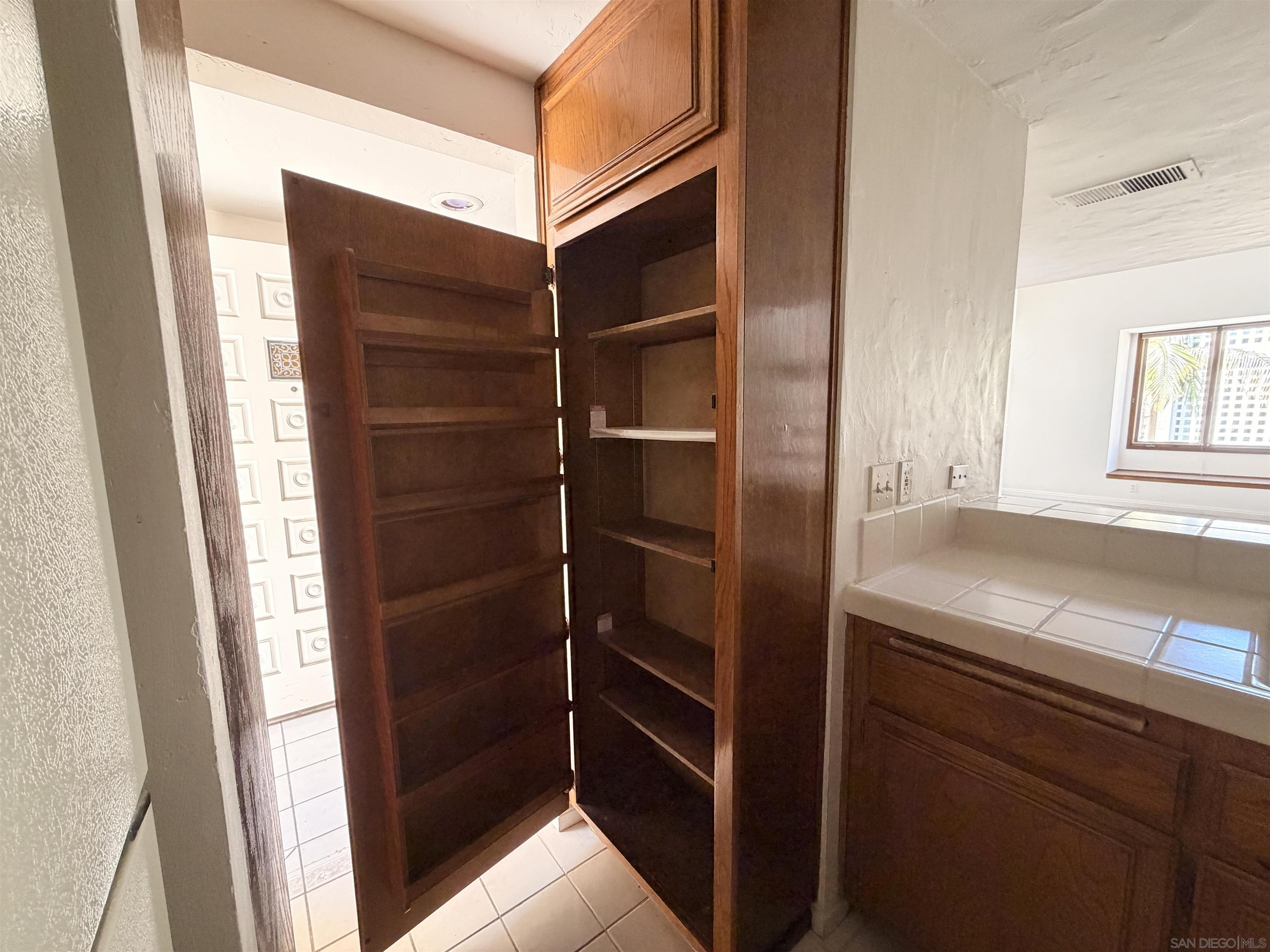 Detail Gallery Image 69 of 73 For 4012  Nobel  #303,  San Diego,  CA 92122 - 1 Beds | 1 Baths