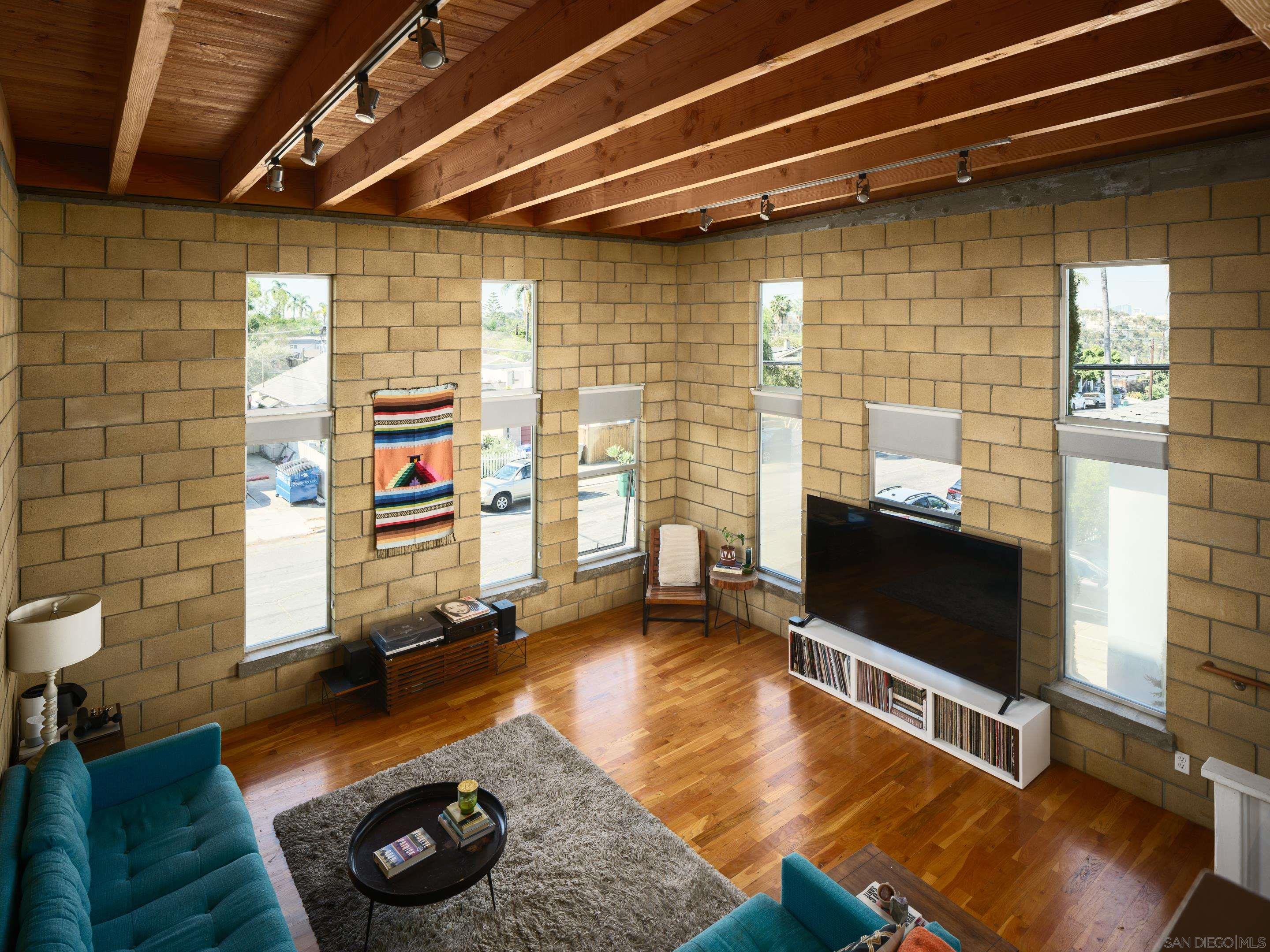 Detail Gallery Image 21 of 66 For 2202  30th St, San Diego,  CA 92104 - – Beds | – Baths