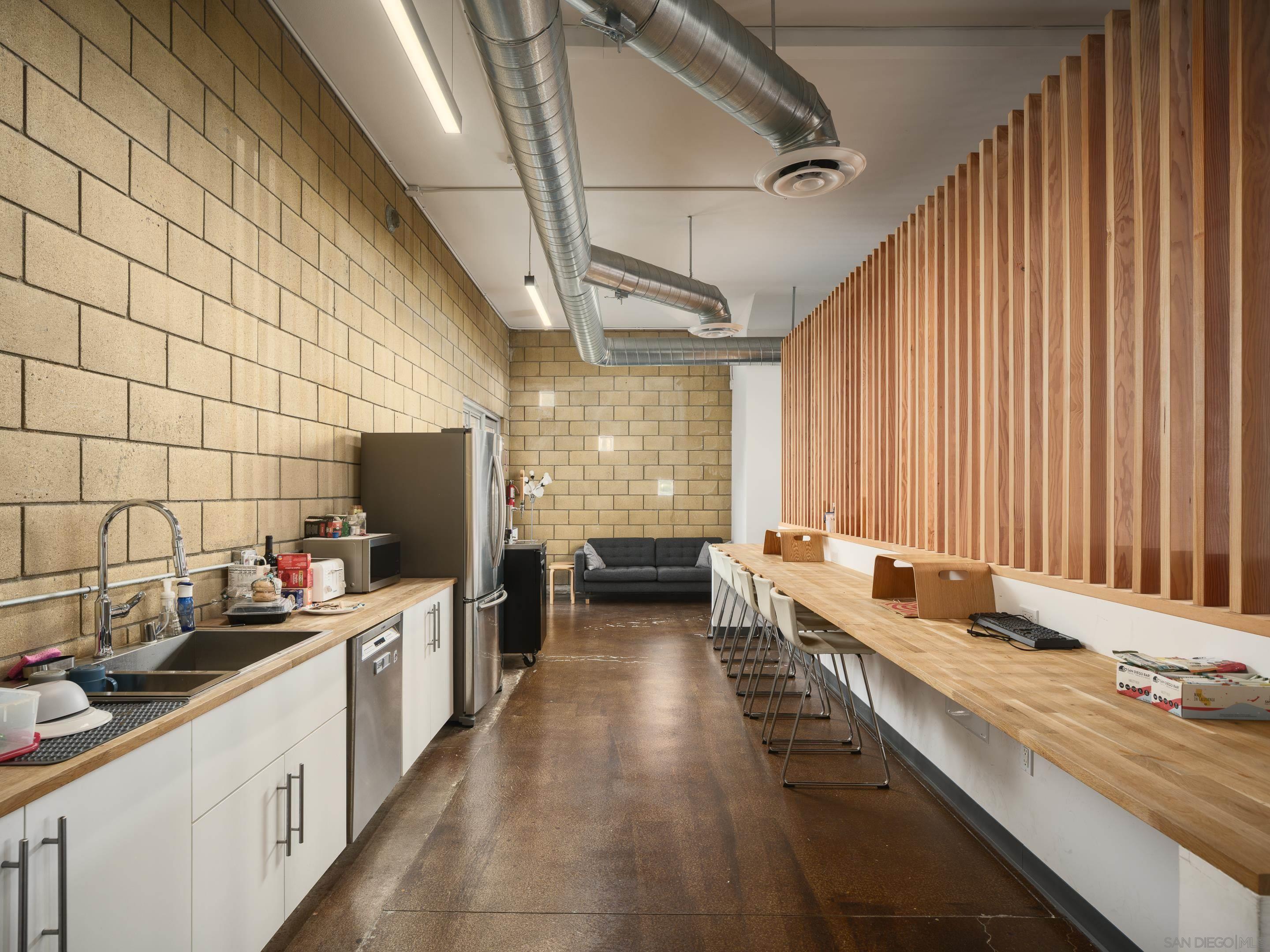 Detail Gallery Image 33 of 46 For 2202  30th St, San Diego,  CA 92104 - – Beds | – Baths