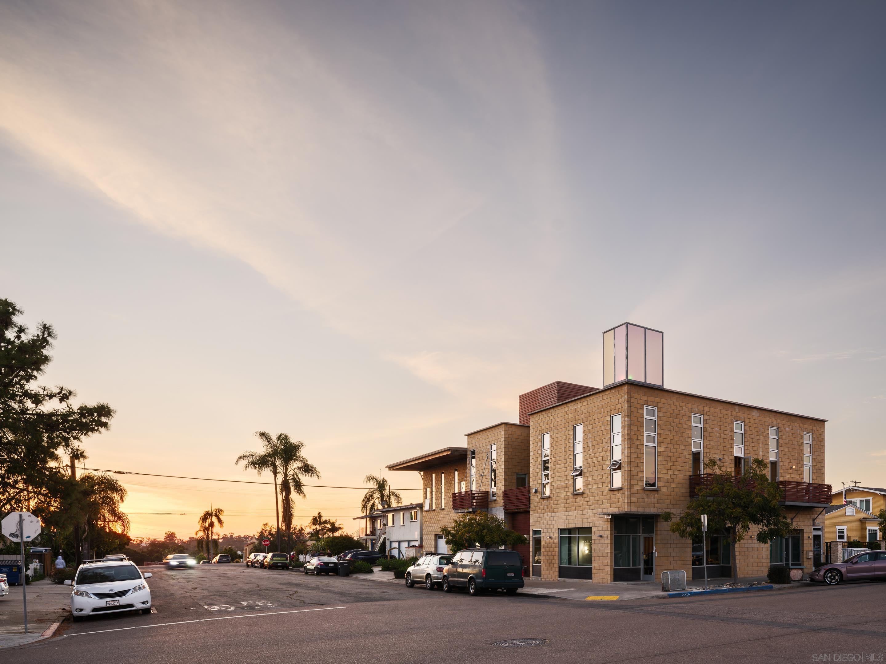 Detail Gallery Image 49 of 66 For 2202  30th St, San Diego,  CA 92104 - – Beds | – Baths