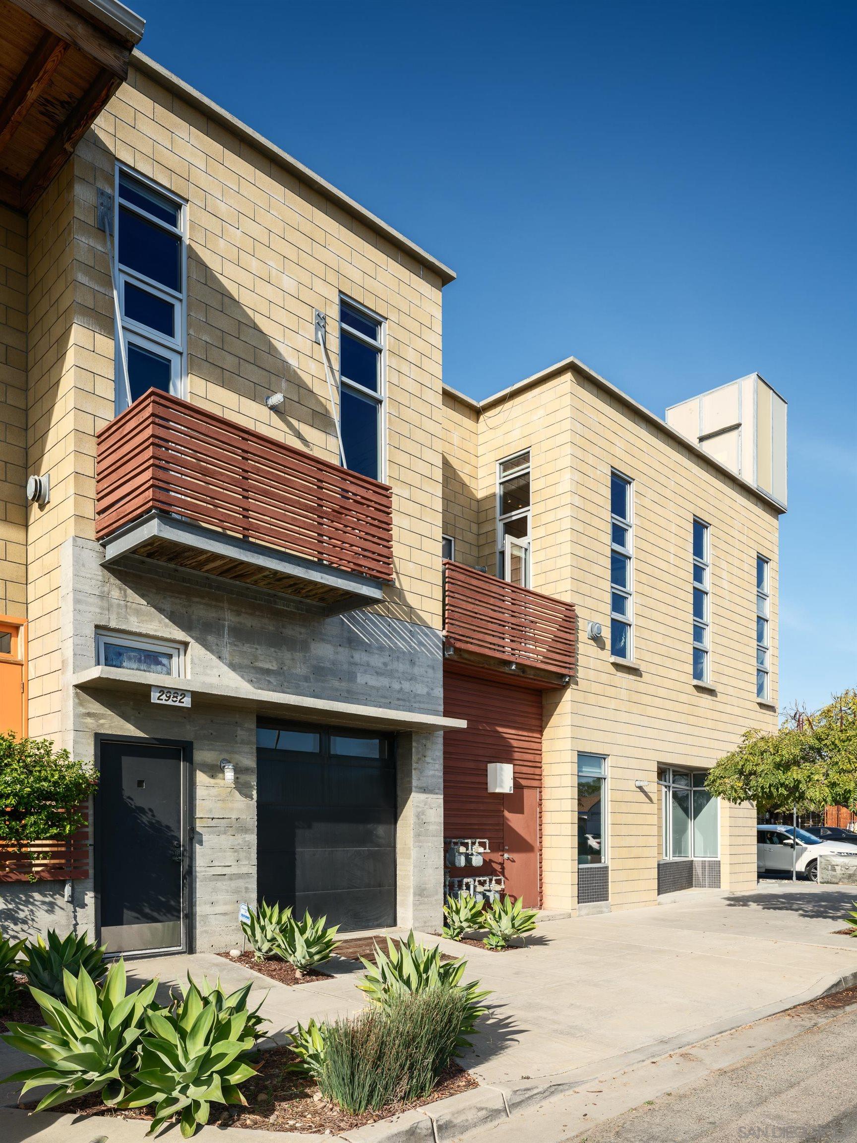 Detail Gallery Image 7 of 46 For 2202  30th St, San Diego,  CA 92104 - – Beds | – Baths