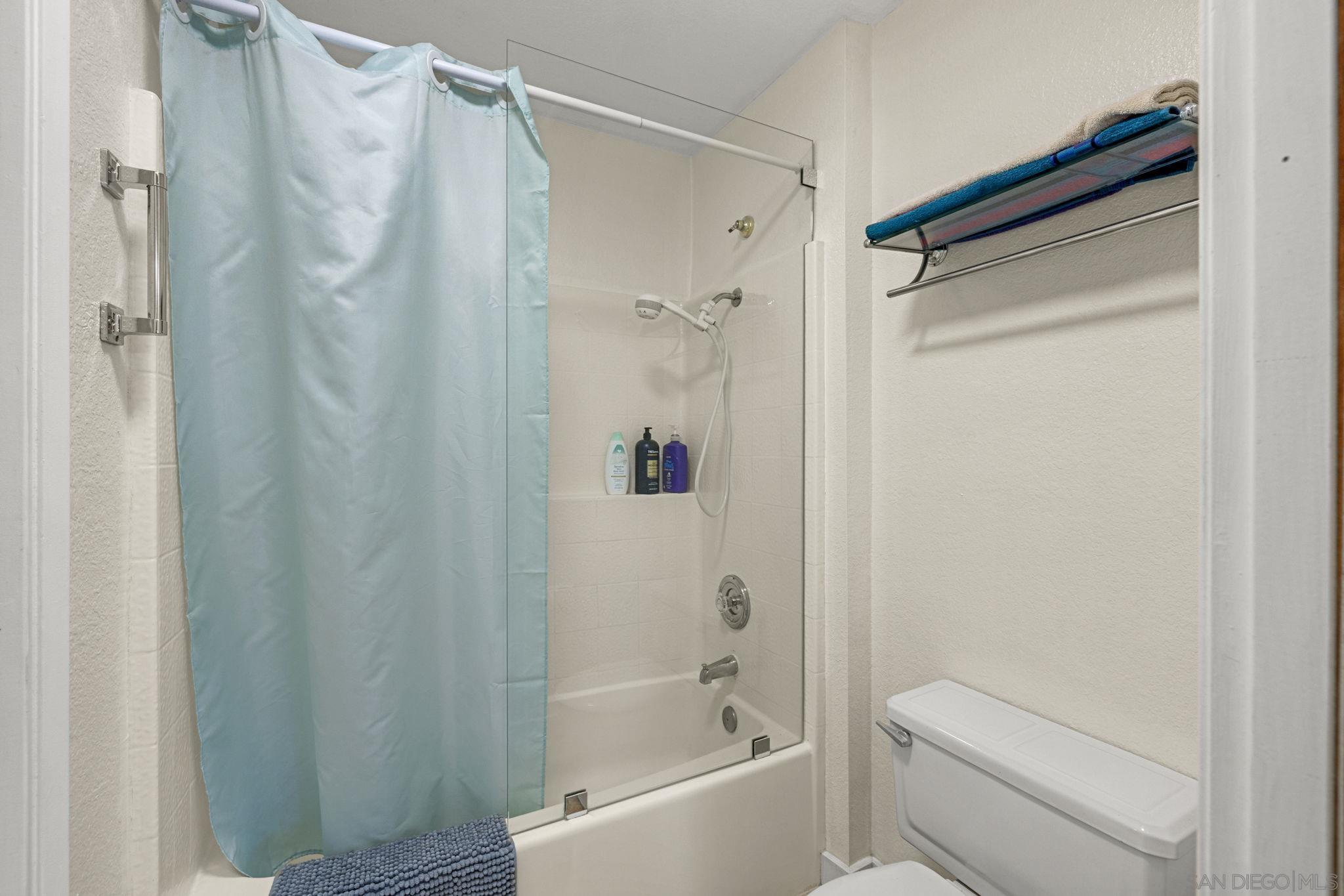 Detail Gallery Image 18 of 33 For 883  Ginger Ave, Carlsbad,  CA 92011 - 2 Beds | 1/1 Baths