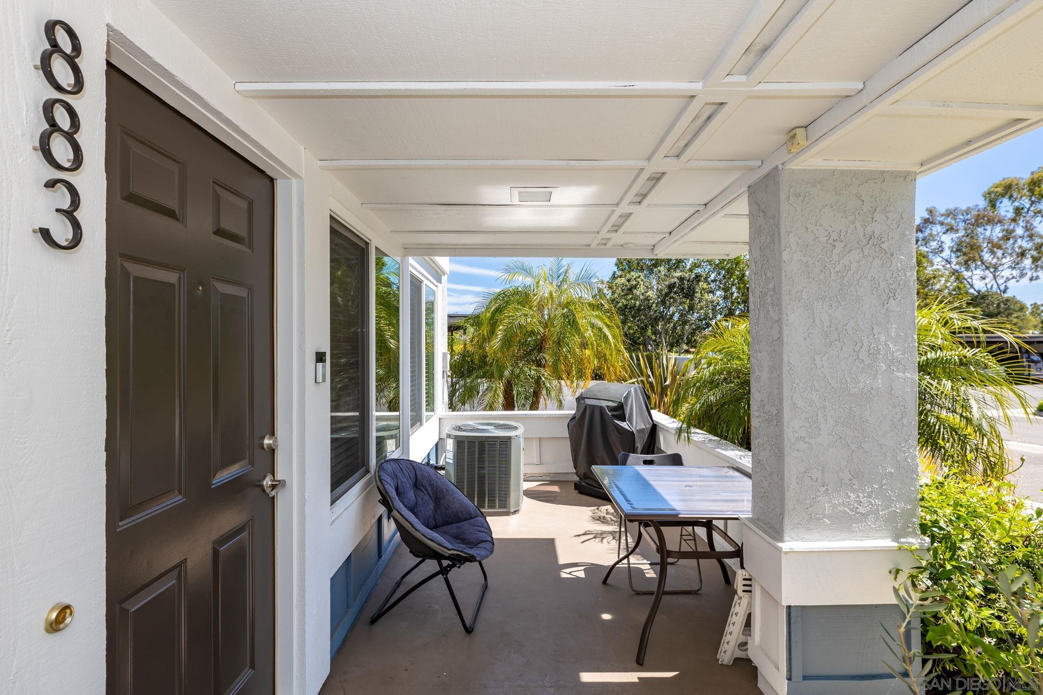 Detail Gallery Image 3 of 33 For 883  Ginger Ave, Carlsbad,  CA 92011 - 2 Beds | 1/1 Baths