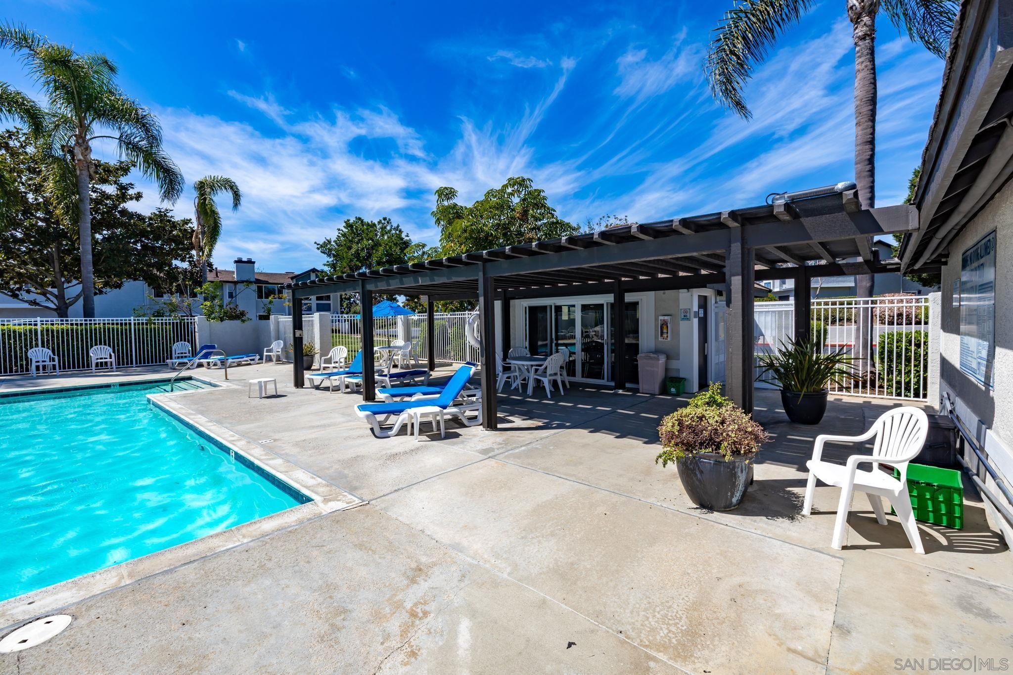 Detail Gallery Image 29 of 33 For 883  Ginger Ave, Carlsbad,  CA 92011 - 2 Beds | 1/1 Baths