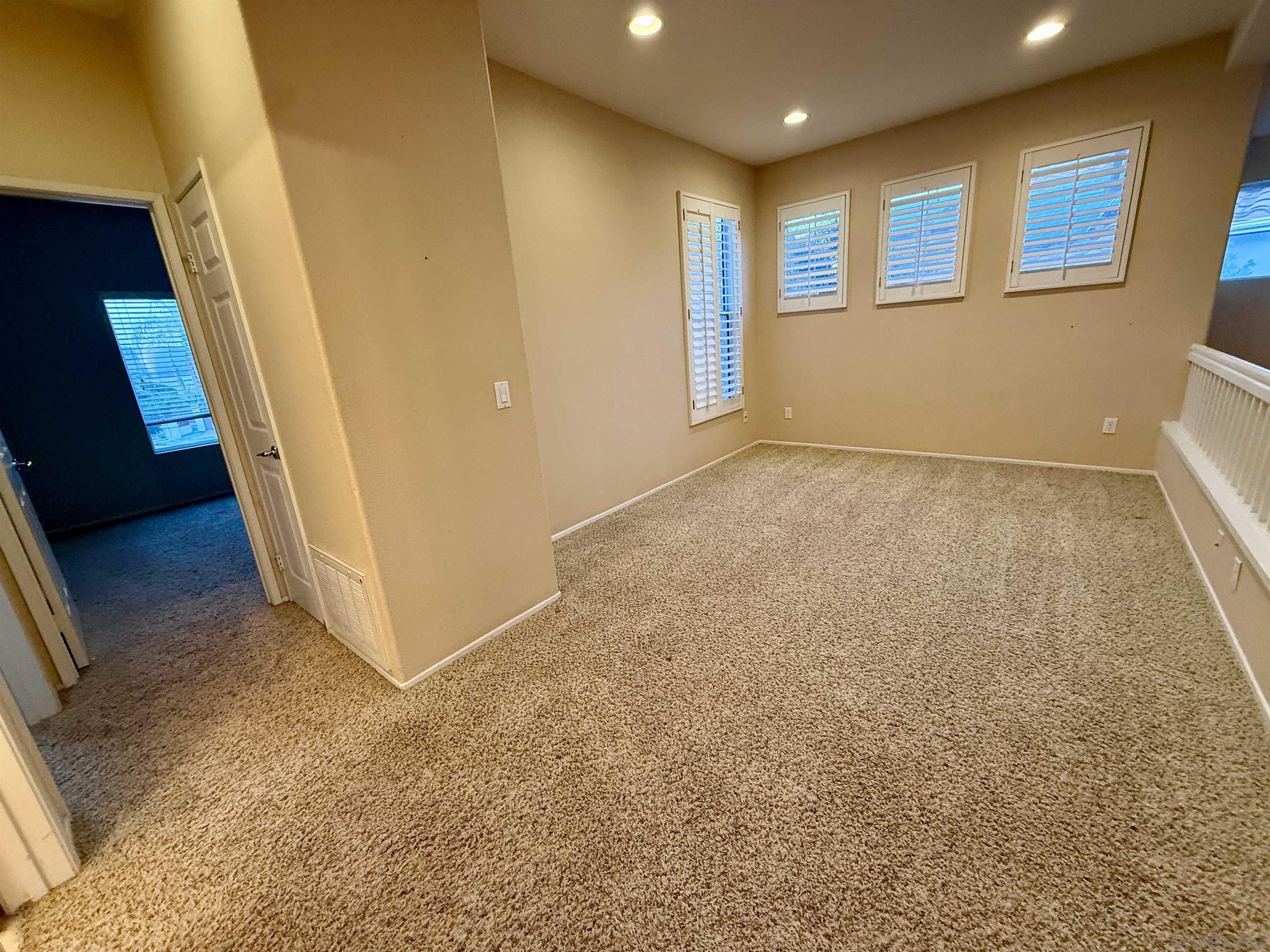 Detail Gallery Image 22 of 53 For 12061  Daymark Ct, San Diego,  CA 92131 - 4 Beds | 2/1 Baths