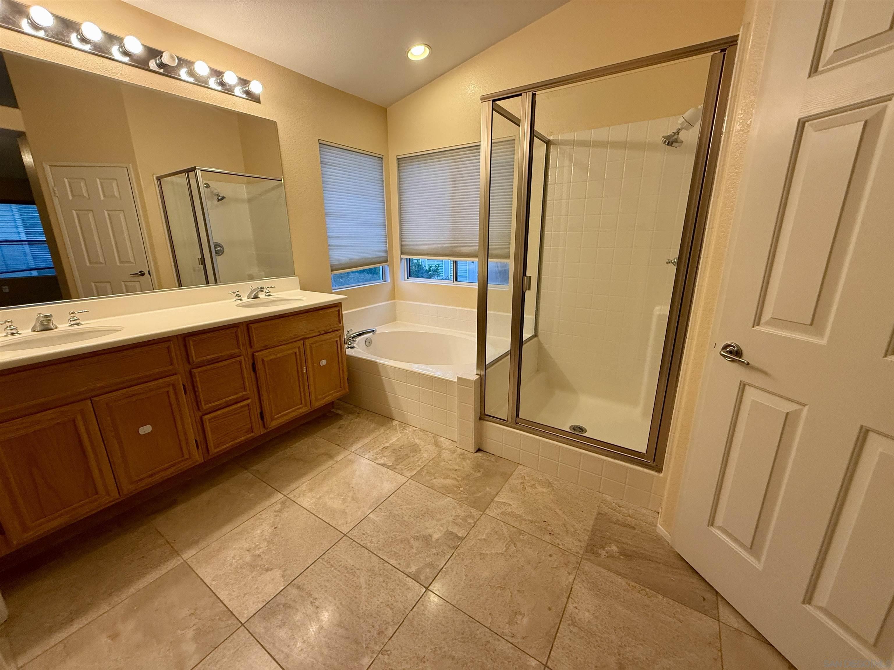 Detail Gallery Image 33 of 53 For 12061  Daymark Ct, San Diego,  CA 92131 - 4 Beds | 2/1 Baths