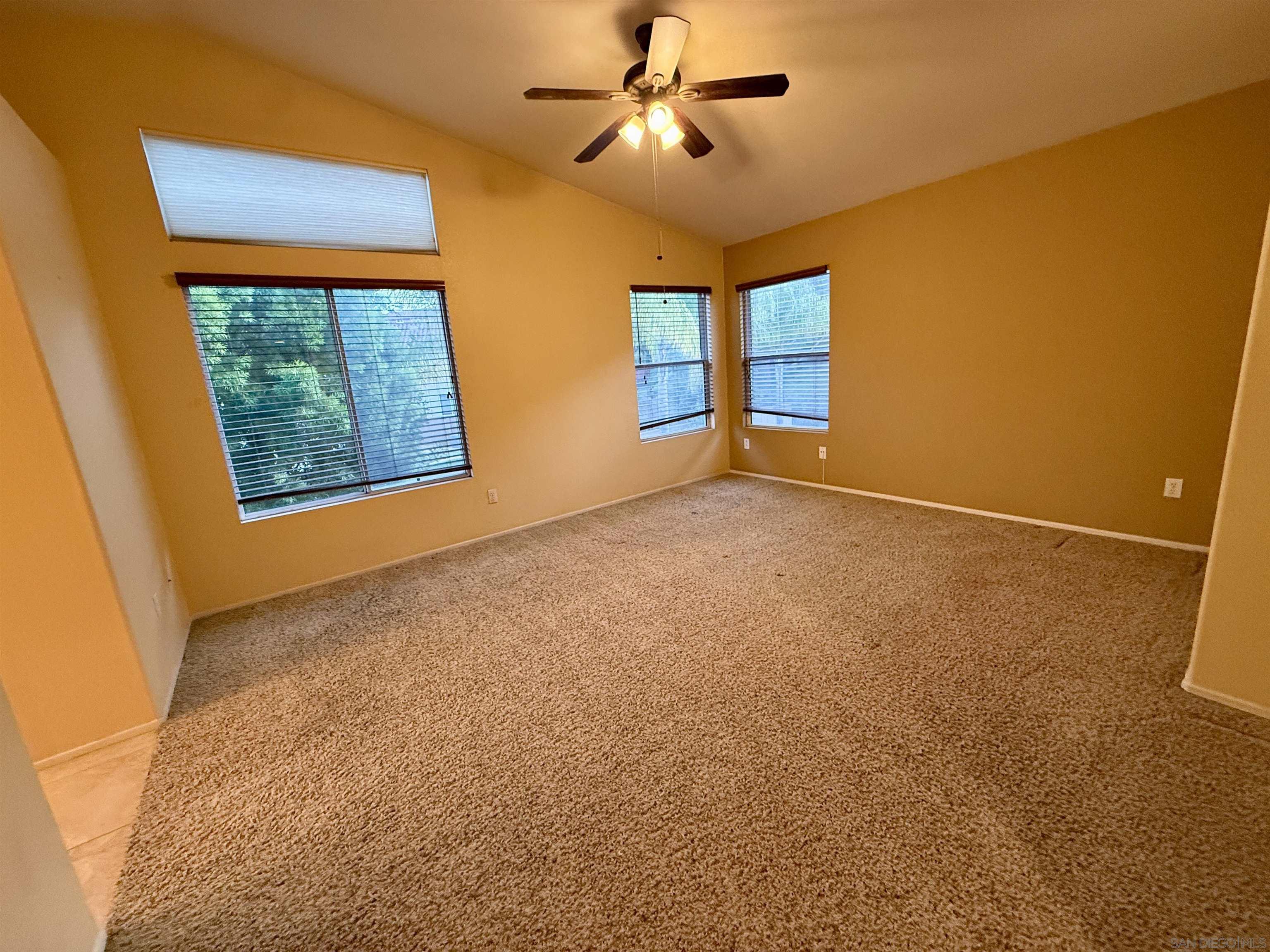 Detail Gallery Image 40 of 53 For 12061  Daymark Ct, San Diego,  CA 92131 - 4 Beds | 2/1 Baths