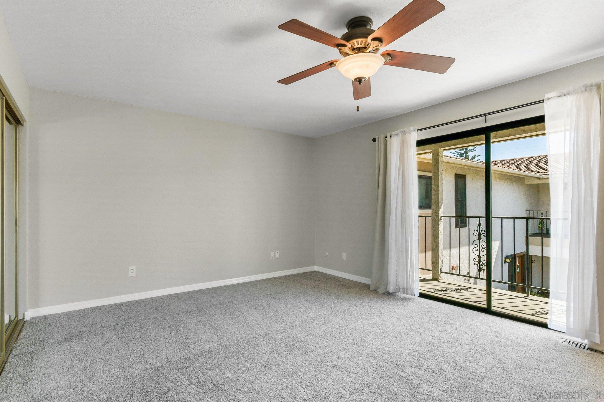 Detail Gallery Image 24 of 36 For 835  E Ave  #B,  Coronado,  CA 92118 - 3 Beds | 2/1 Baths