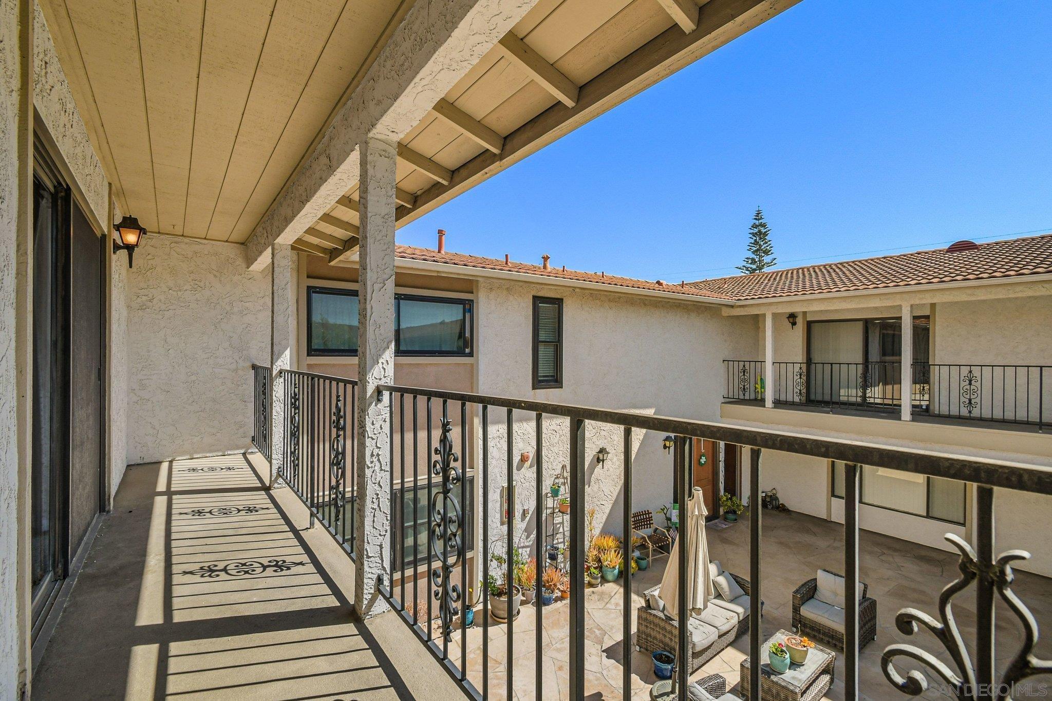 Detail Gallery Image 30 of 36 For 835  E Ave  #B,  Coronado,  CA 92118 - 3 Beds | 2/1 Baths