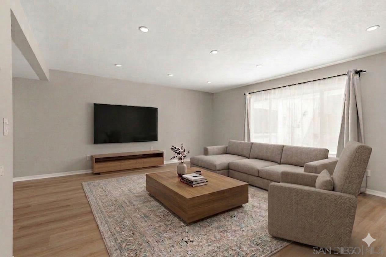 Detail Gallery Image 4 of 36 For 835  E Ave  #B,  Coronado,  CA 92118 - 3 Beds | 2/1 Baths