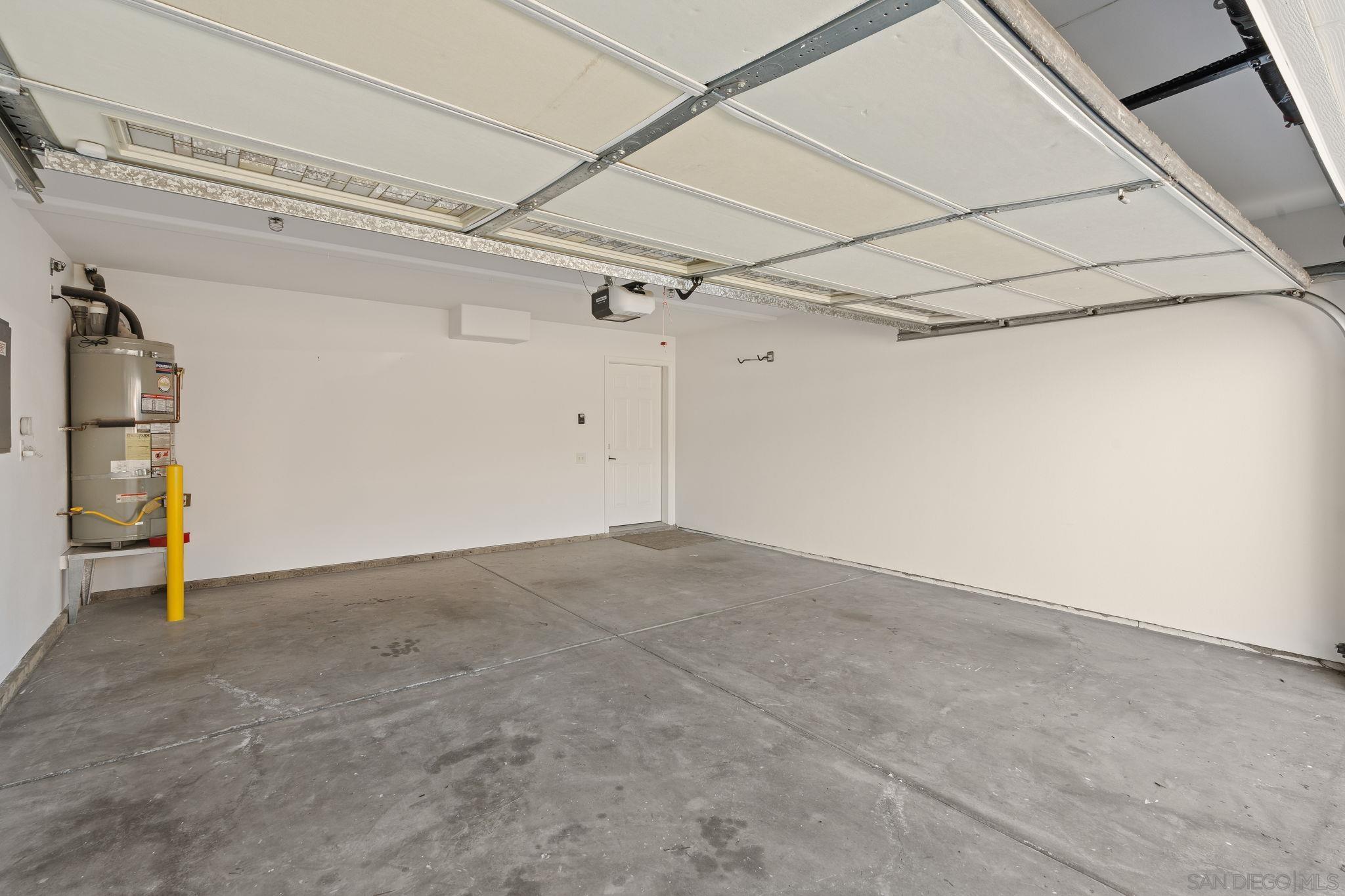 Detail Gallery Image 33 of 33 For 2483  Oxford Ave, Cardiff By The Sea,  CA 92007 - 3 Beds | 3 Baths