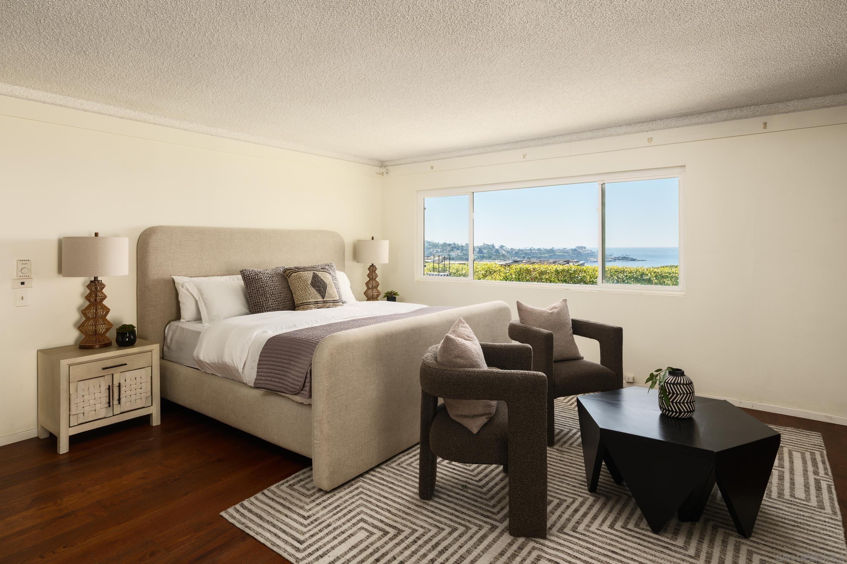 Detail Gallery Image 25 of 36 For 2586  Calle Del Oro, La Jolla,  CA 92037 - 3 Beds | 3 Baths