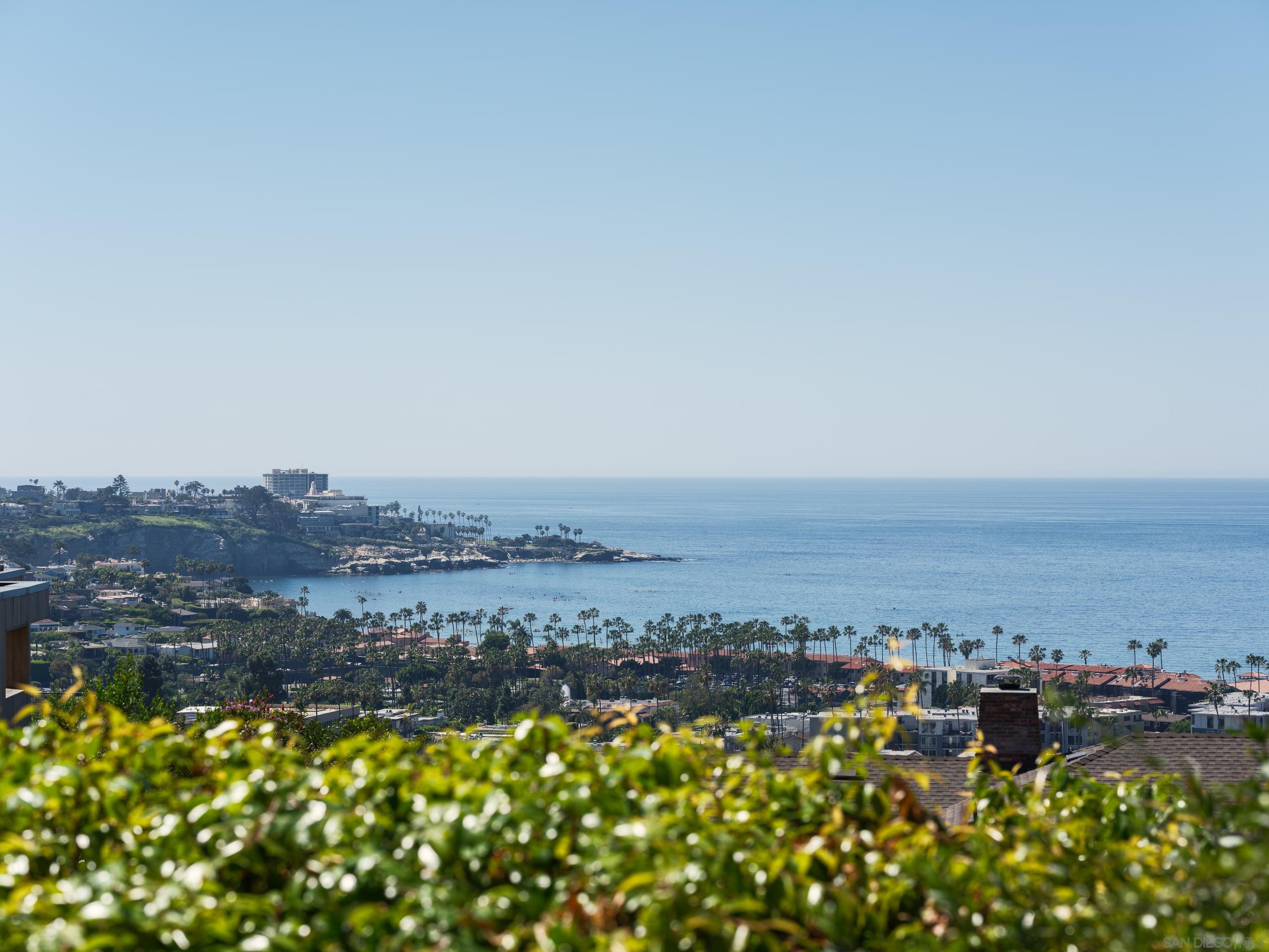 Detail Gallery Image 32 of 36 For 2586  Calle Del Oro, La Jolla,  CA 92037 - 3 Beds | 3 Baths