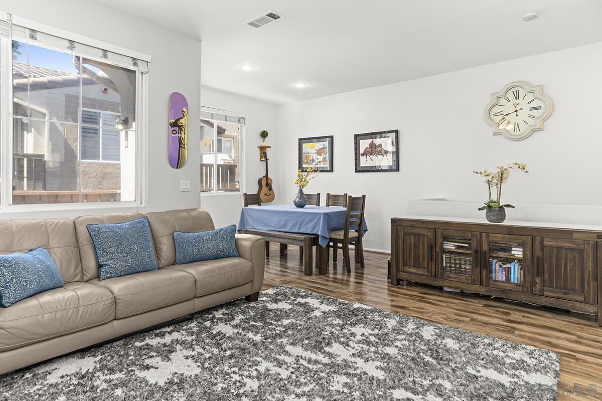 Detail Gallery Image 15 of 39 For 6113  Paseo Granito, Carlsbad,  CA 92009 - 3 Beds | 2 Baths