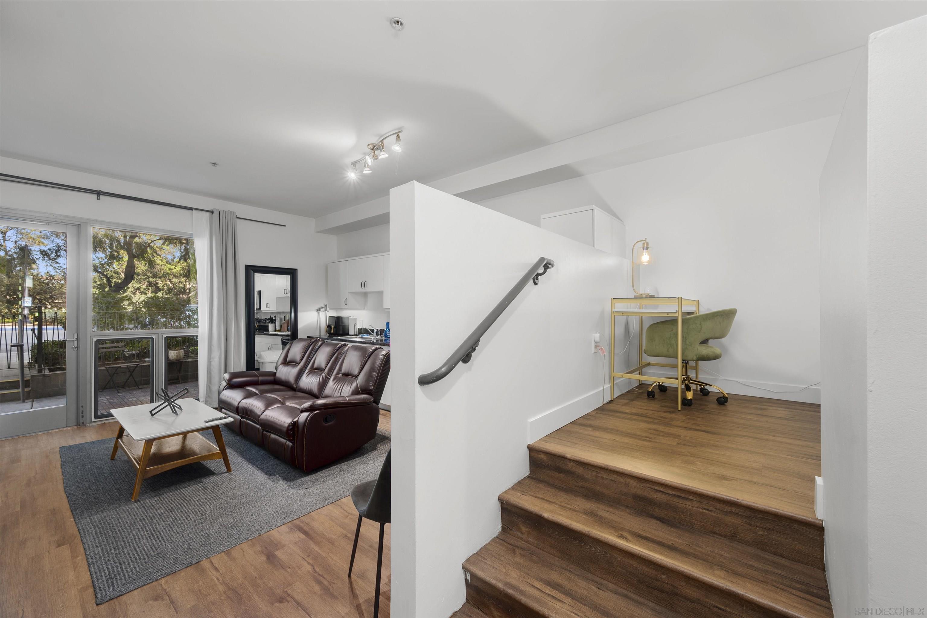 Detail Gallery Image 13 of 48 For 889  Date St.  #116,  San Diego,  CA 92101 - 1 Beds | 1 Baths