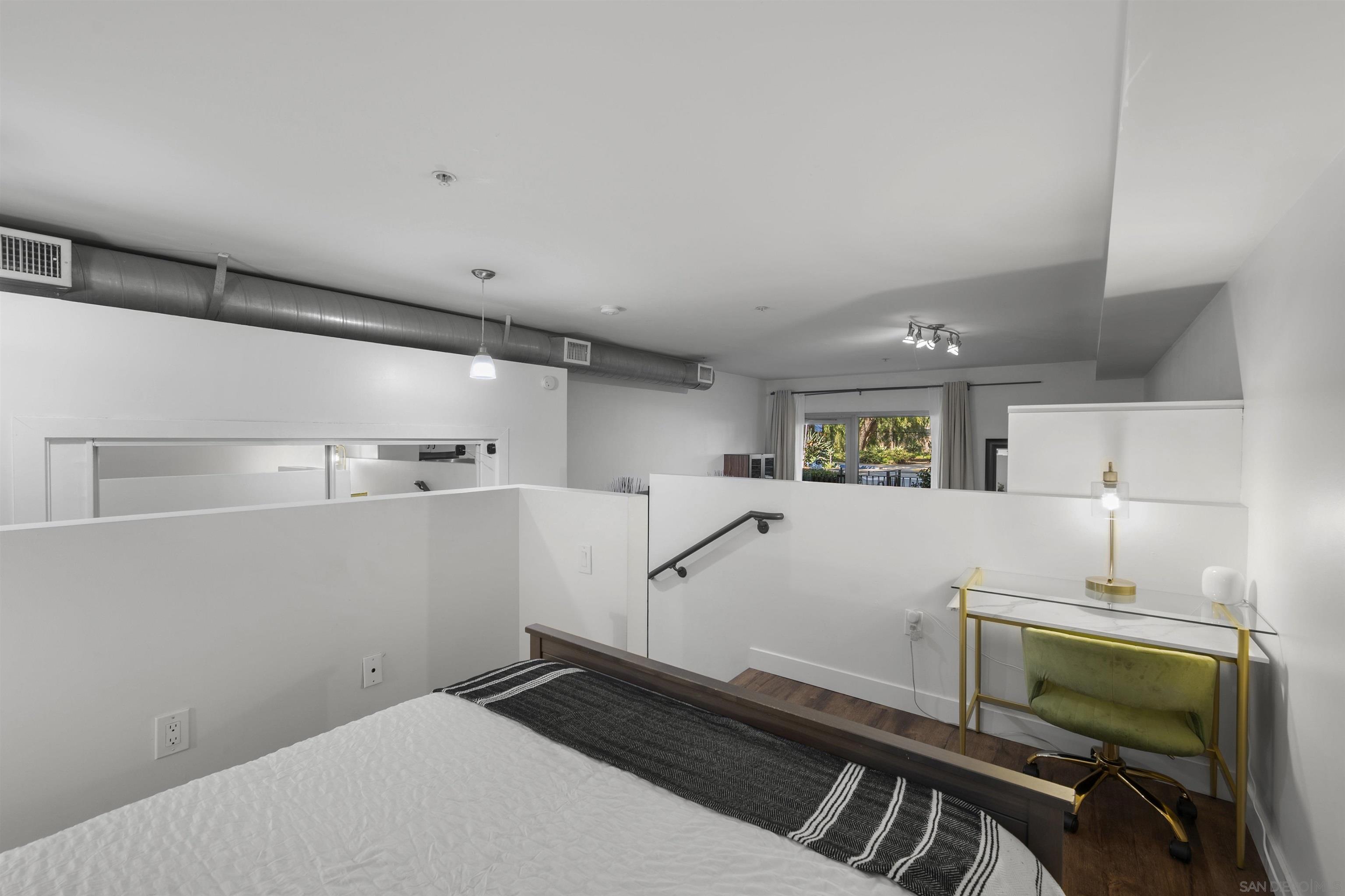 Detail Gallery Image 15 of 48 For 889  Date St.  #116,  San Diego,  CA 92101 - 1 Beds | 1 Baths