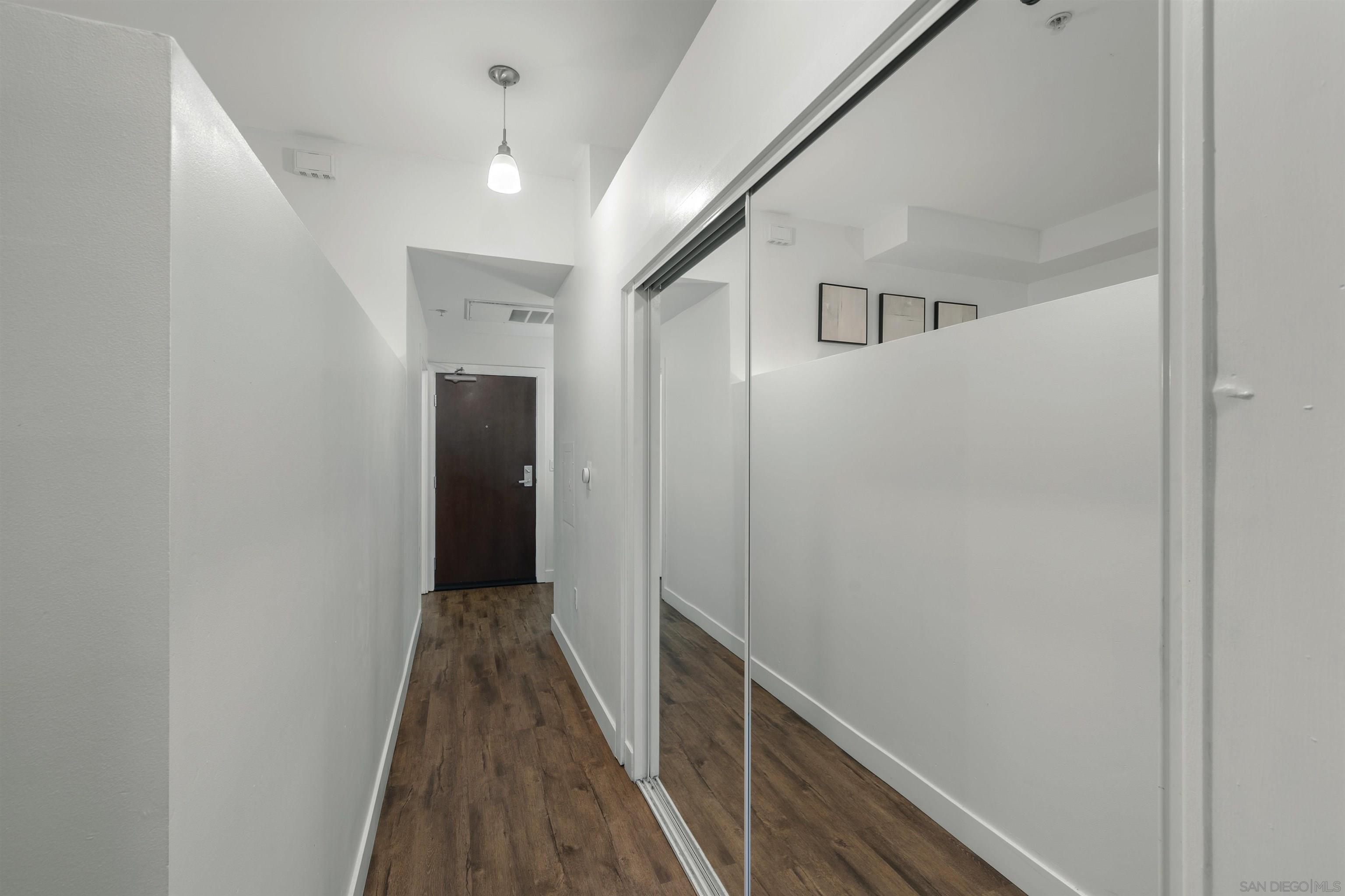 Detail Gallery Image 17 of 48 For 889  Date St.  #116,  San Diego,  CA 92101 - 1 Beds | 1 Baths