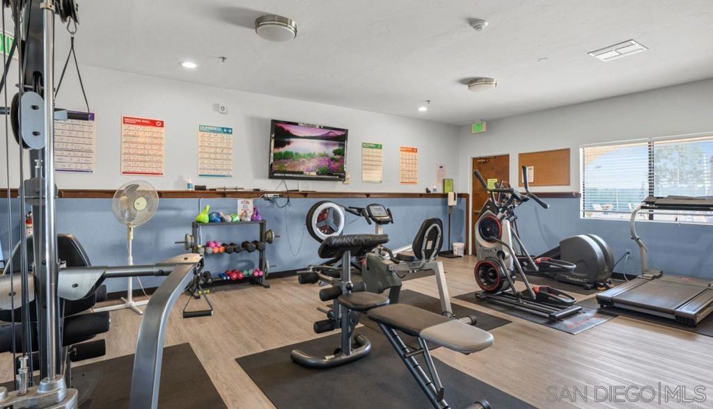 Detail Gallery Image 36 of 38 For 1192  via Santa Paulo, Vista,  CA 92081 - 2 Beds | 2 Baths