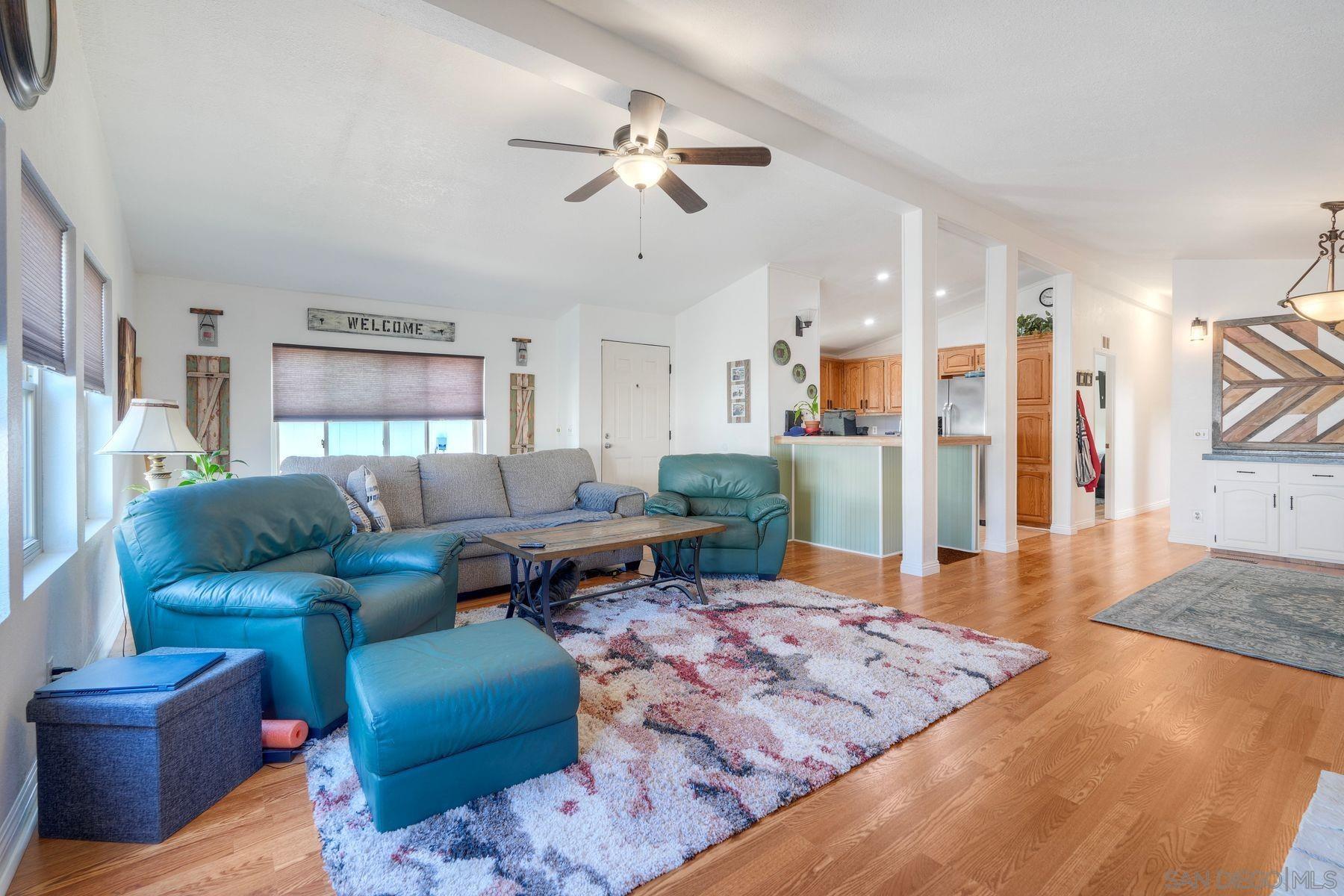 Detail Gallery Image 7 of 38 For 1192  via Santa Paulo, Vista,  CA 92081 - 2 Beds | 2 Baths