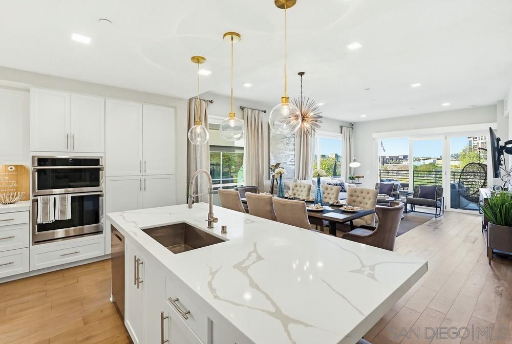 Detail Gallery Image 2 of 63 For Community, San Diego,  CA 92108 - 3 Beds | 2/1 Baths