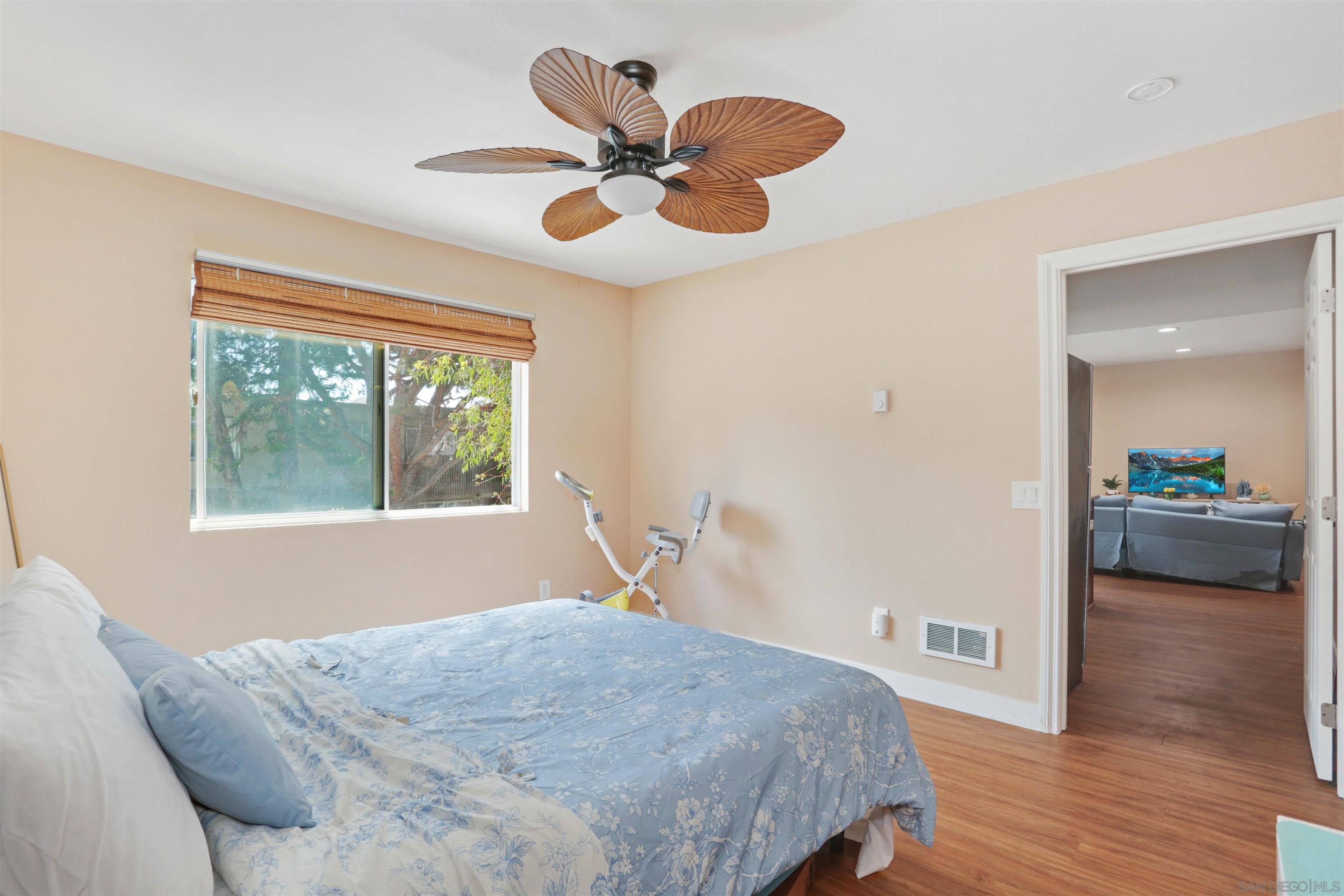 Detail Gallery Image 18 of 34 For 155  Rosebay  #37,  Encinitas,  CA 92024 - 1 Beds | 1 Baths