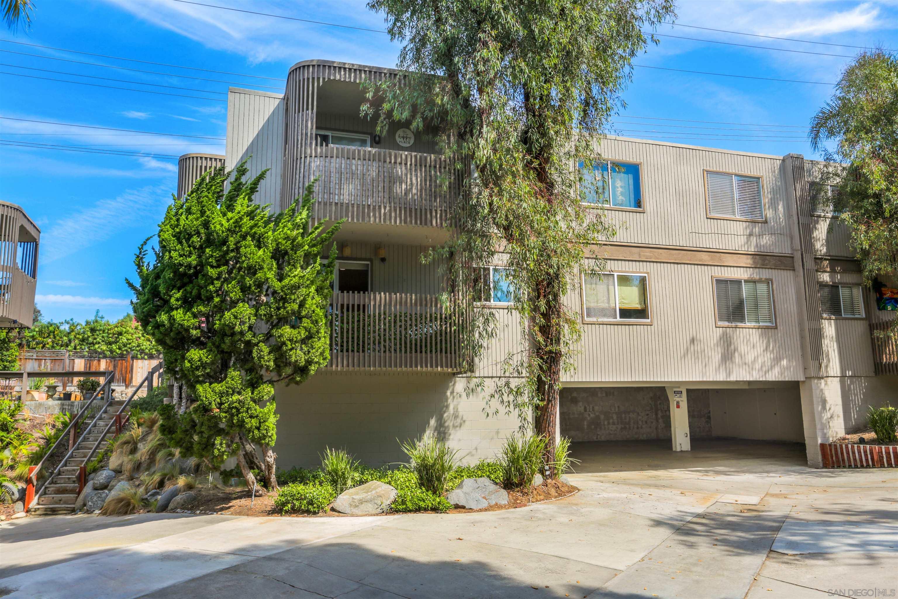 Detail Gallery Image 3 of 34 For 155  Rosebay  #37,  Encinitas,  CA 92024 - 1 Beds | 1 Baths