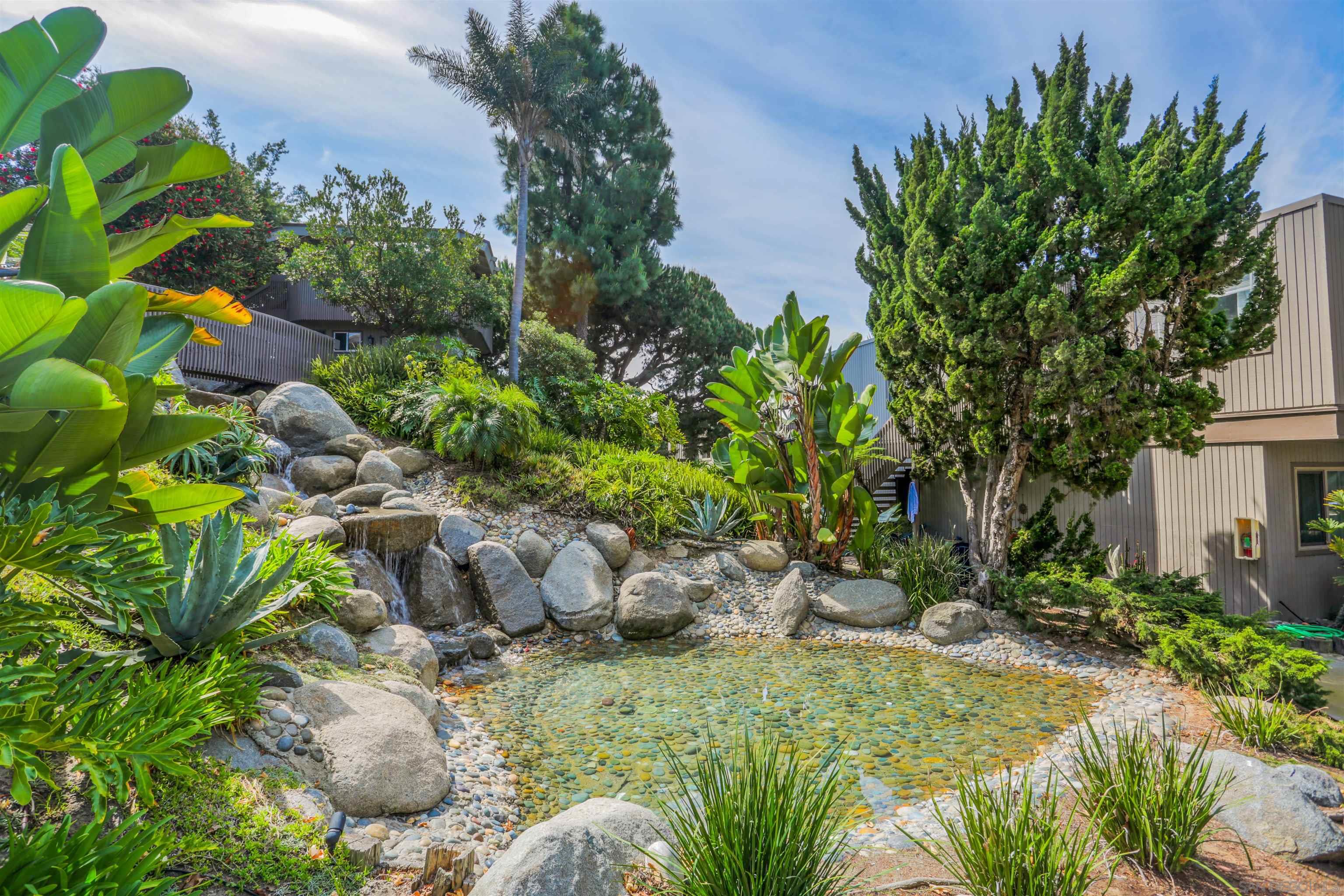 Detail Gallery Image 25 of 34 For 155  Rosebay  #37,  Encinitas,  CA 92024 - 1 Beds | 1 Baths