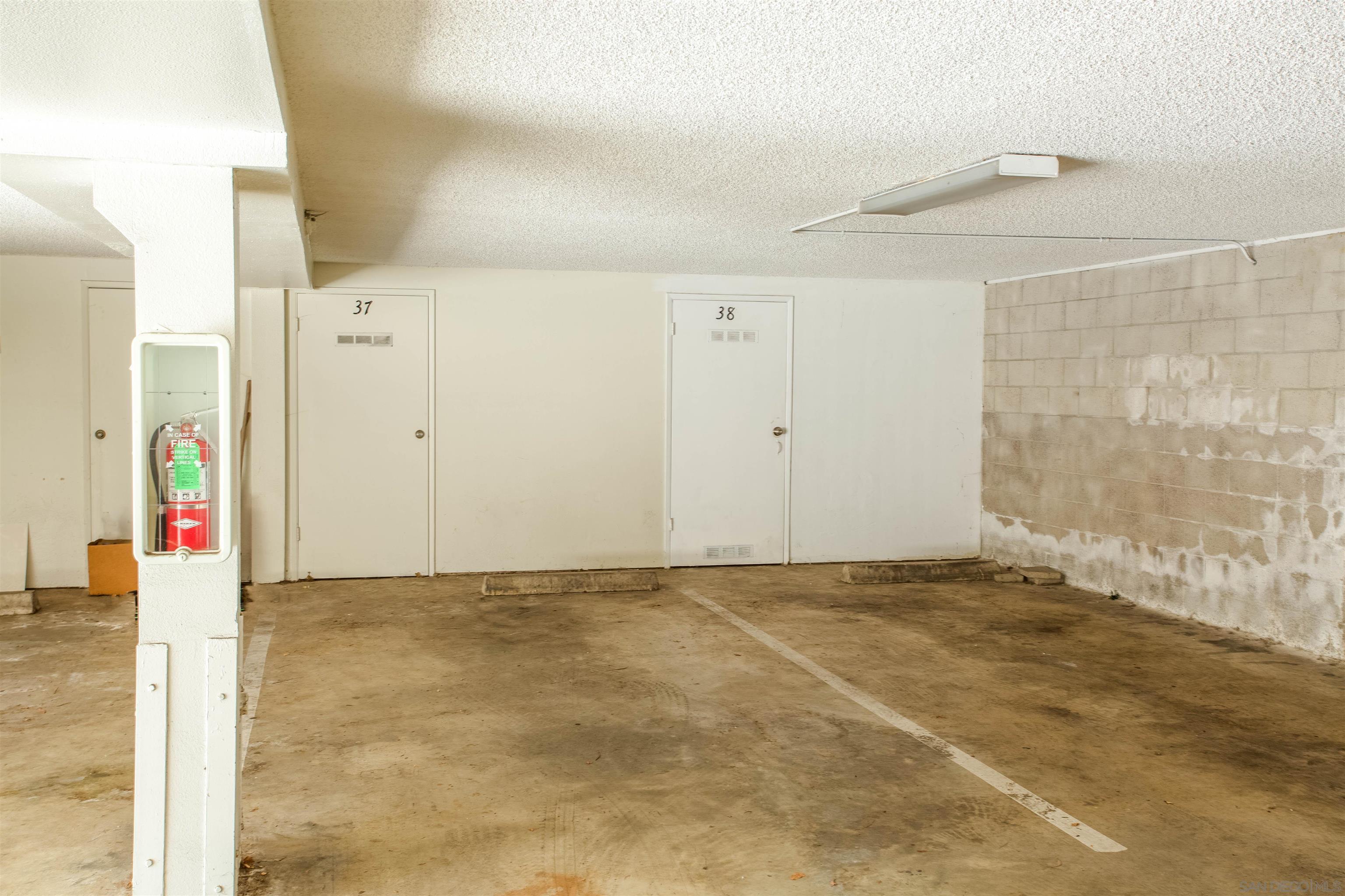 Detail Gallery Image 29 of 34 For 155  Rosebay  #37,  Encinitas,  CA 92024 - 1 Beds | 1 Baths