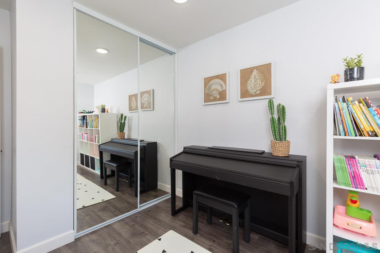 Detail Gallery Image 16 of 34 For 9758  Caminito Doha, San Diego,  CA 92131 - 4 Beds | 2/1 Baths