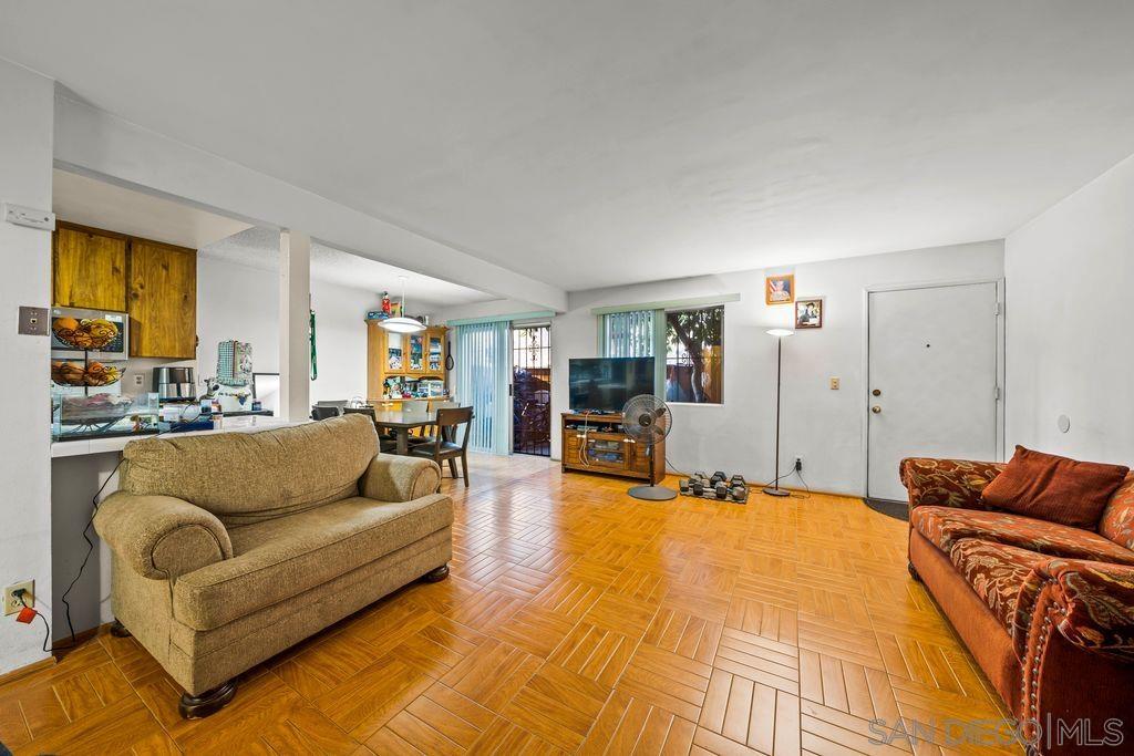 Detail Gallery Image 11 of 24 For 1302 W San Ysidro  #UNIT C,  San Ysidro,  CA 92173 - 2 Beds | 1/1 Baths