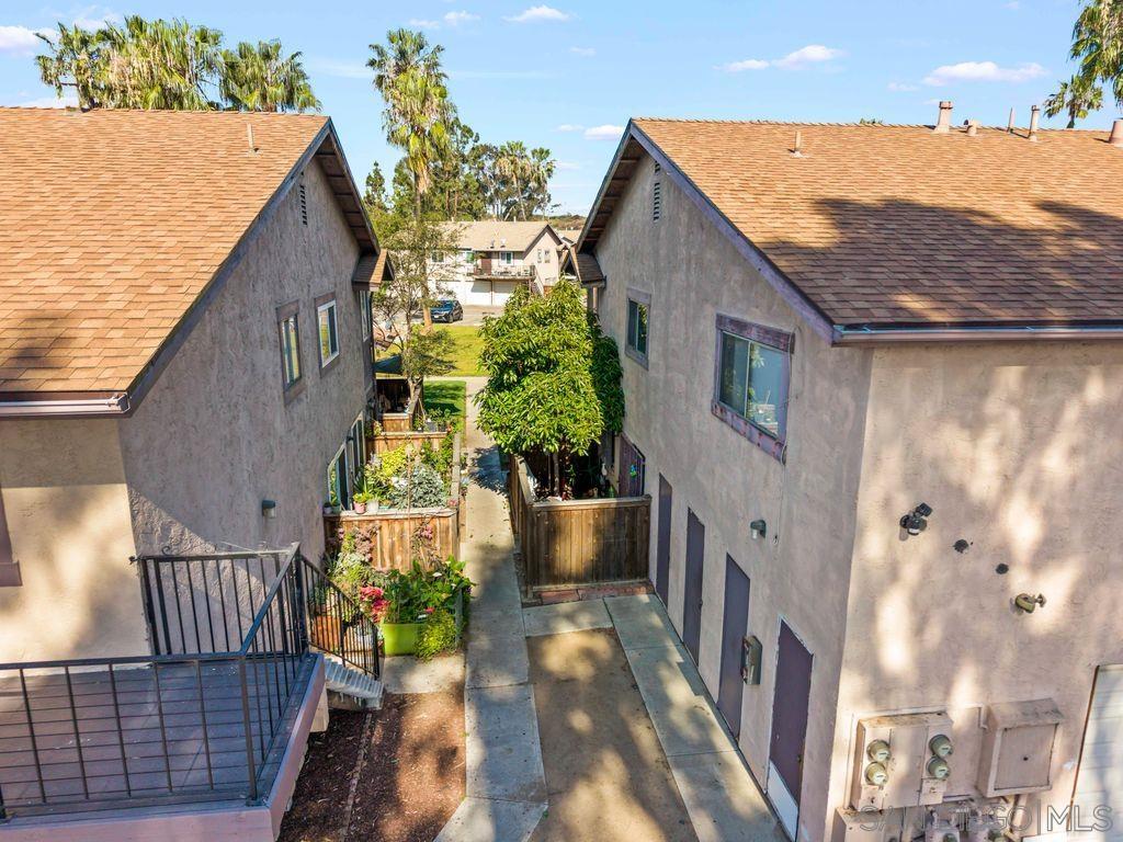 Detail Gallery Image 6 of 24 For 1302 W San Ysidro  #UNIT C,  San Ysidro,  CA 92173 - 2 Beds | 1/1 Baths