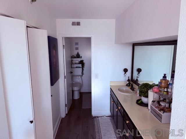 Detail Gallery Image 8 of 12 For 1514  7th Ave  #403,  San Diego,  CA 92101 - 2 Beds | 2 Baths