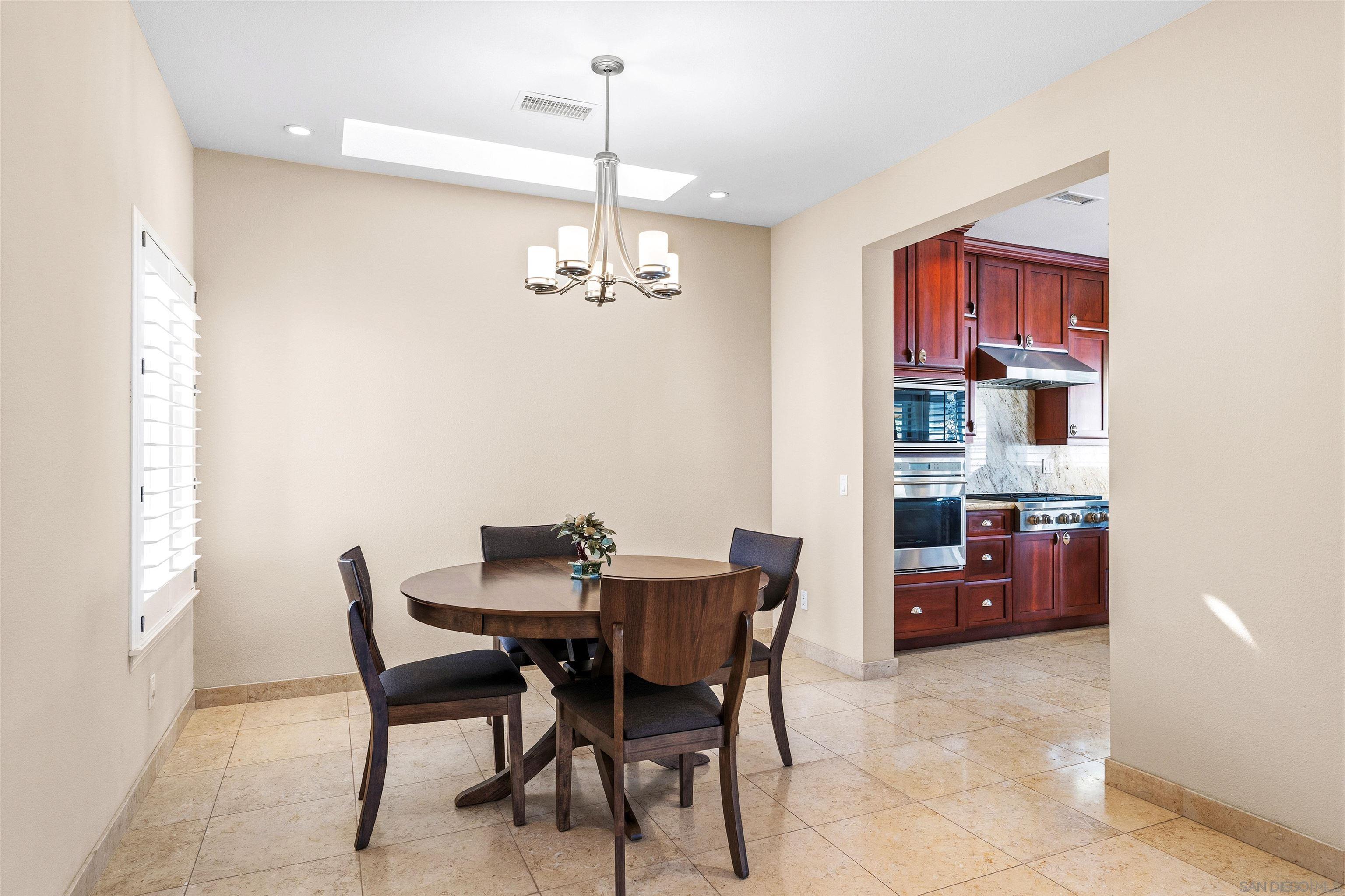 Detail Gallery Image 12 of 50 For 51  Delaport Place, Coronado,  CA 92118 - 3 Beds | 3 Baths