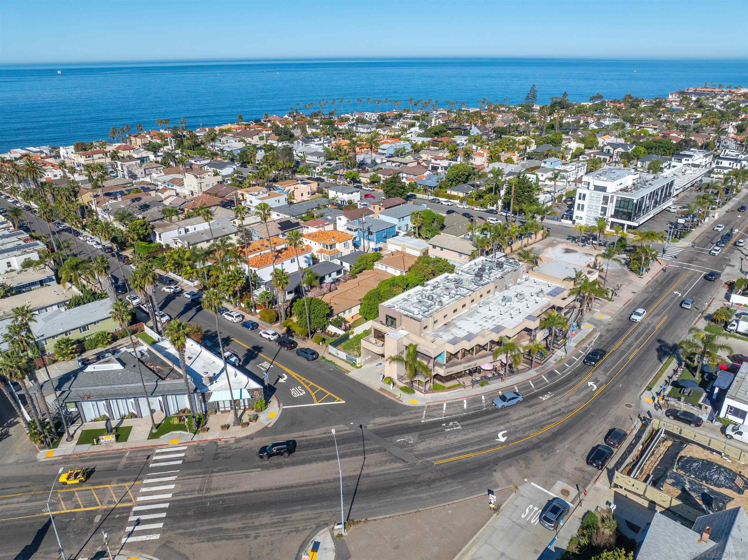 Detail Gallery Image 9 of 28 For 444  Bonair Street, La Jolla,  CA 92037 - – Beds | – Baths